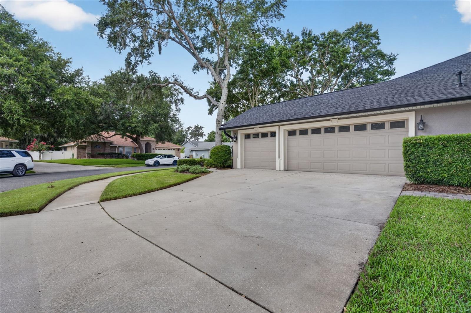 EAST LAKE RESERVE AT NARCOOSSEE UNIT 2 - Residential