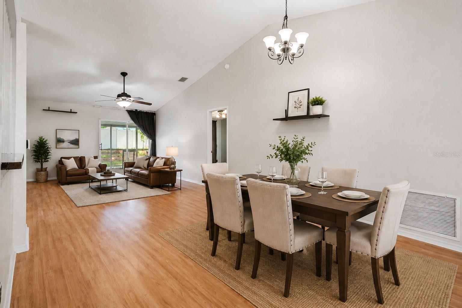 OAKDALE RIVERVIEW ESTATES UN 3 - Residential