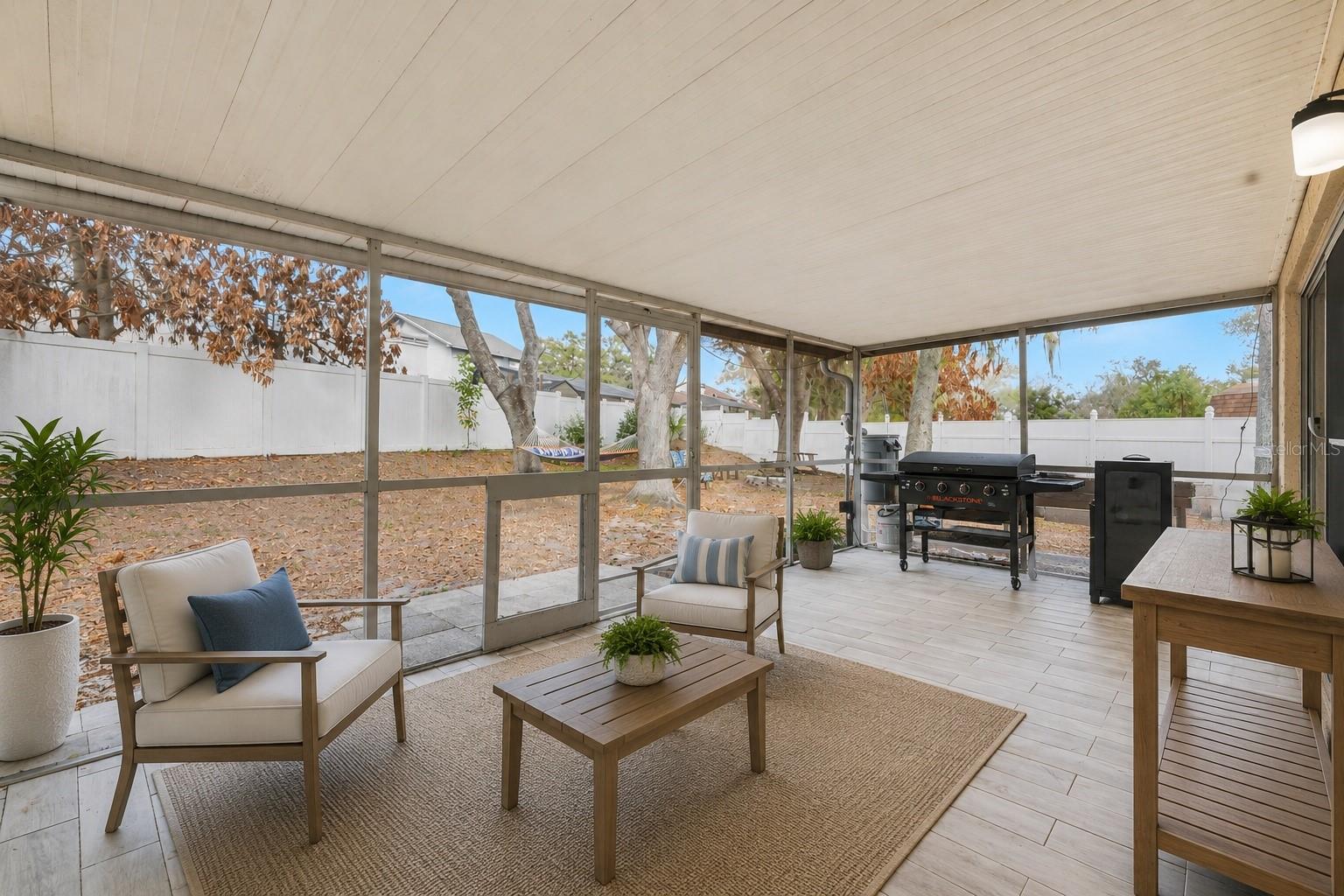OAKDALE RIVERVIEW ESTATES UN 3 - Residential