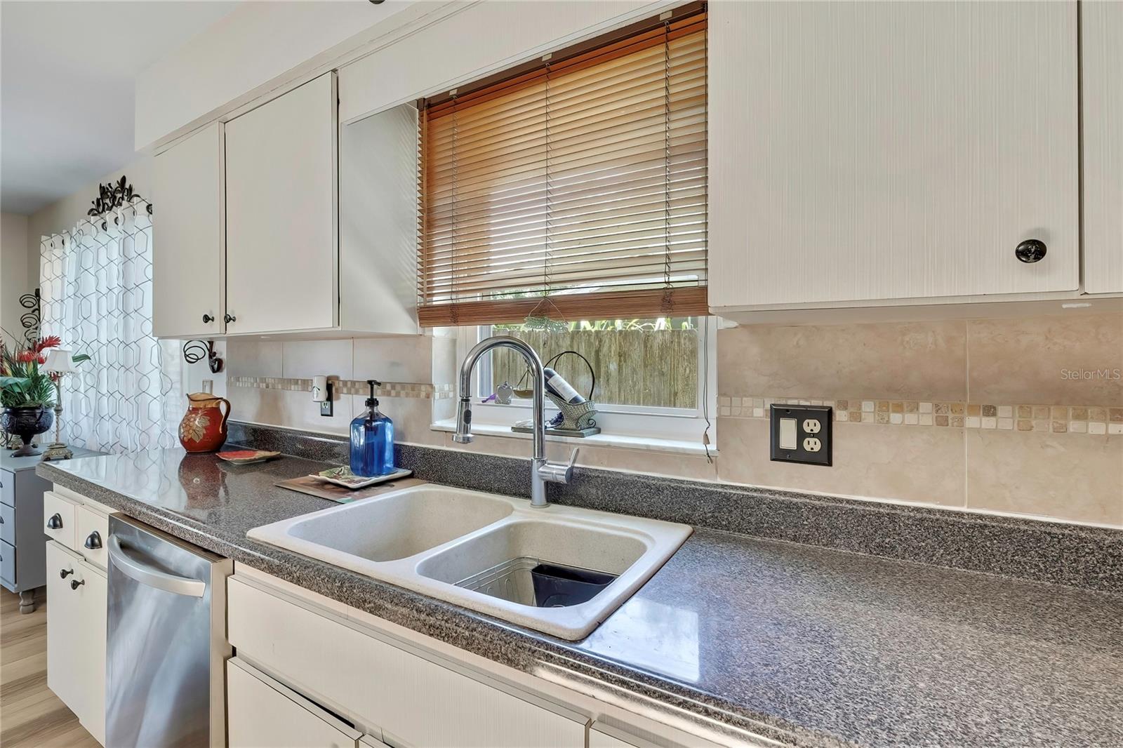 HUNTERS RIDGE - Residential