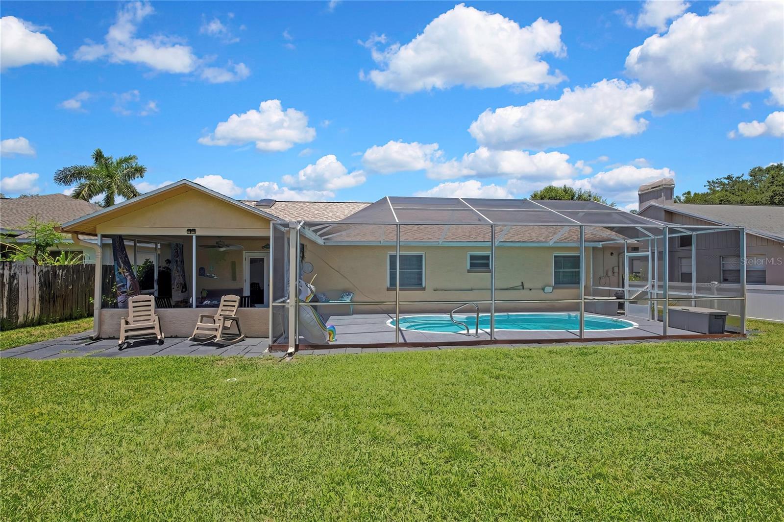 HUNTERS RIDGE - Residential