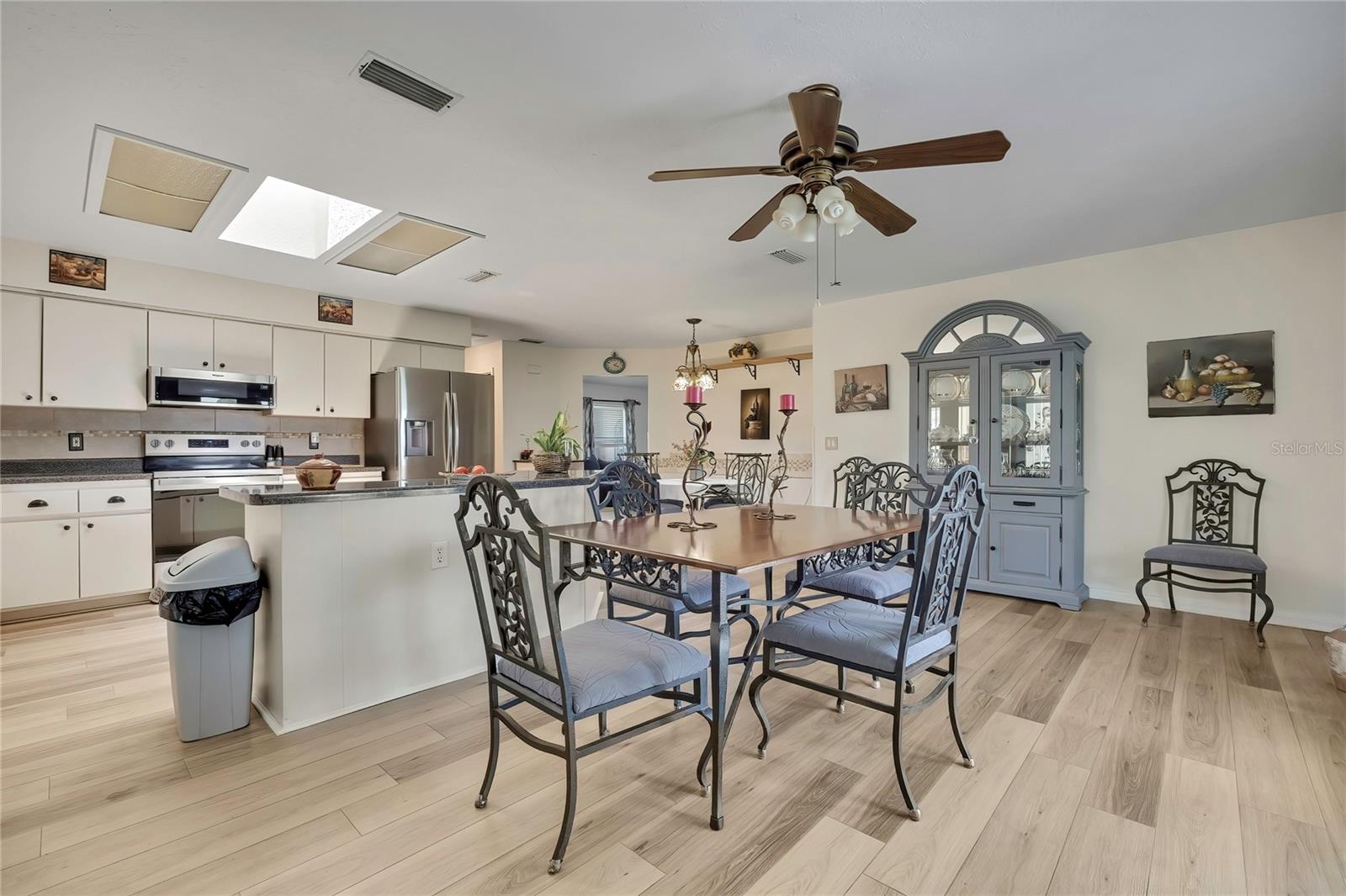 HUNTERS RIDGE - Residential