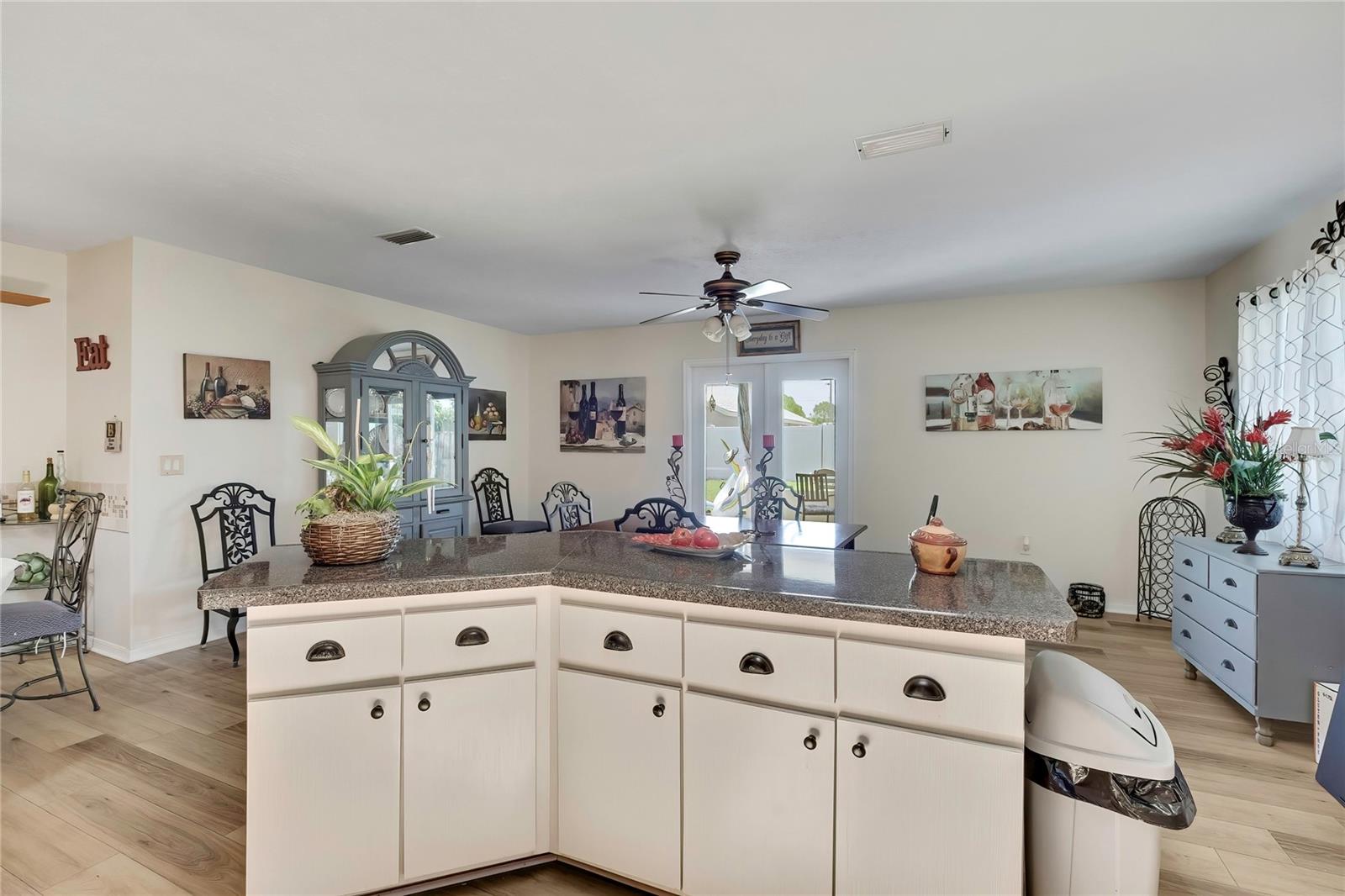HUNTERS RIDGE - Residential