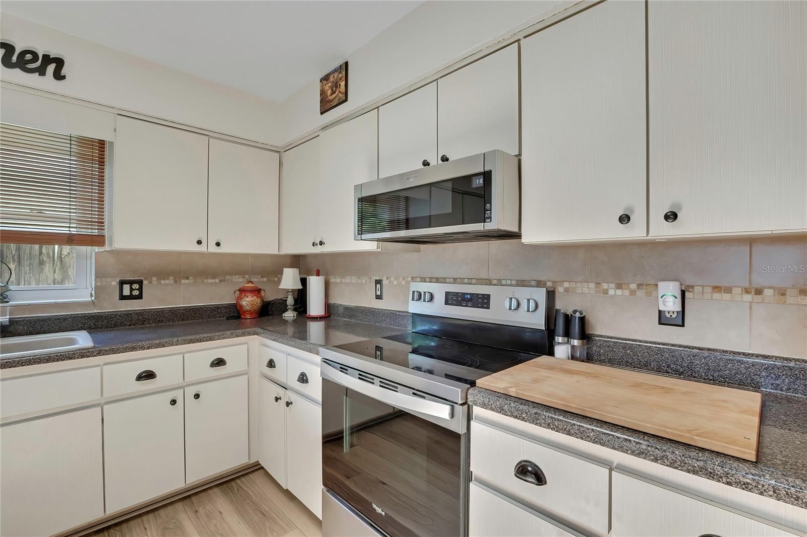 HUNTERS RIDGE - Residential