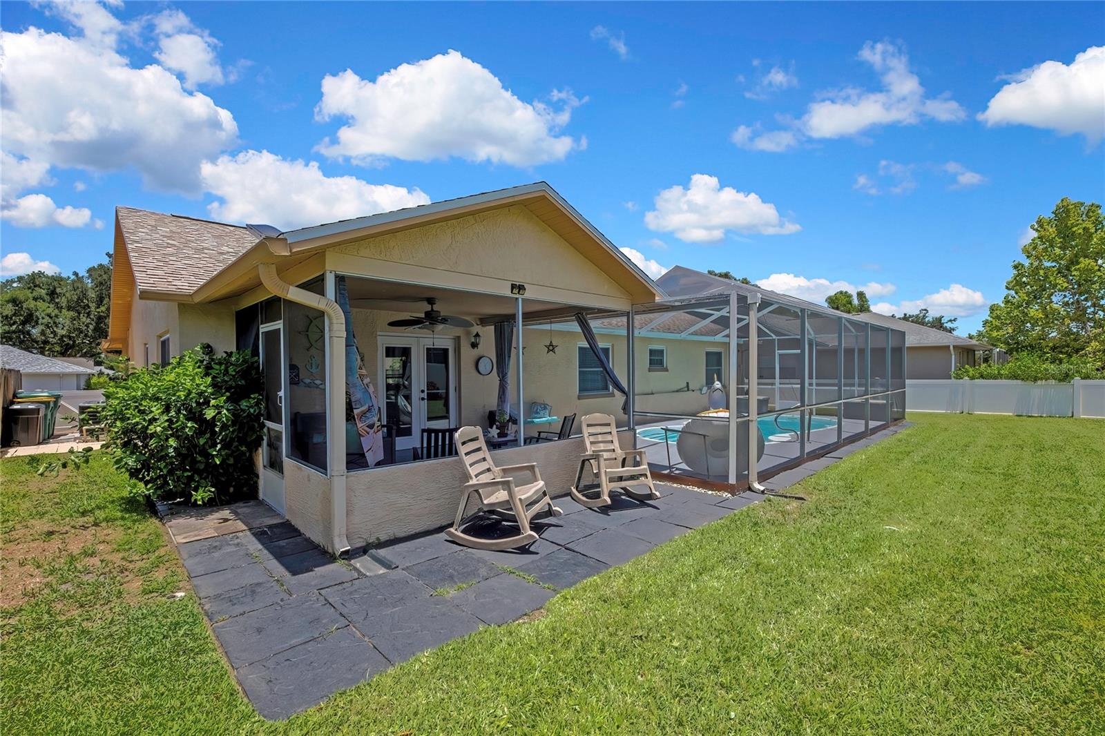 HUNTERS RIDGE - Residential