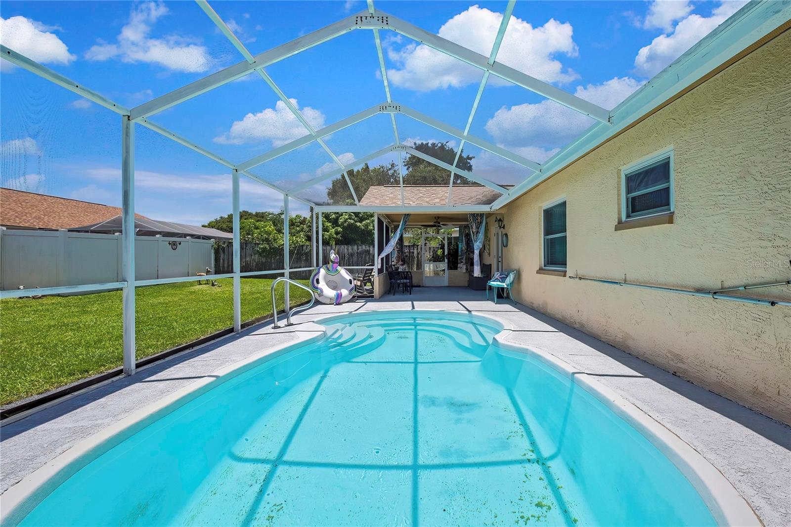 HUNTERS RIDGE - Residential