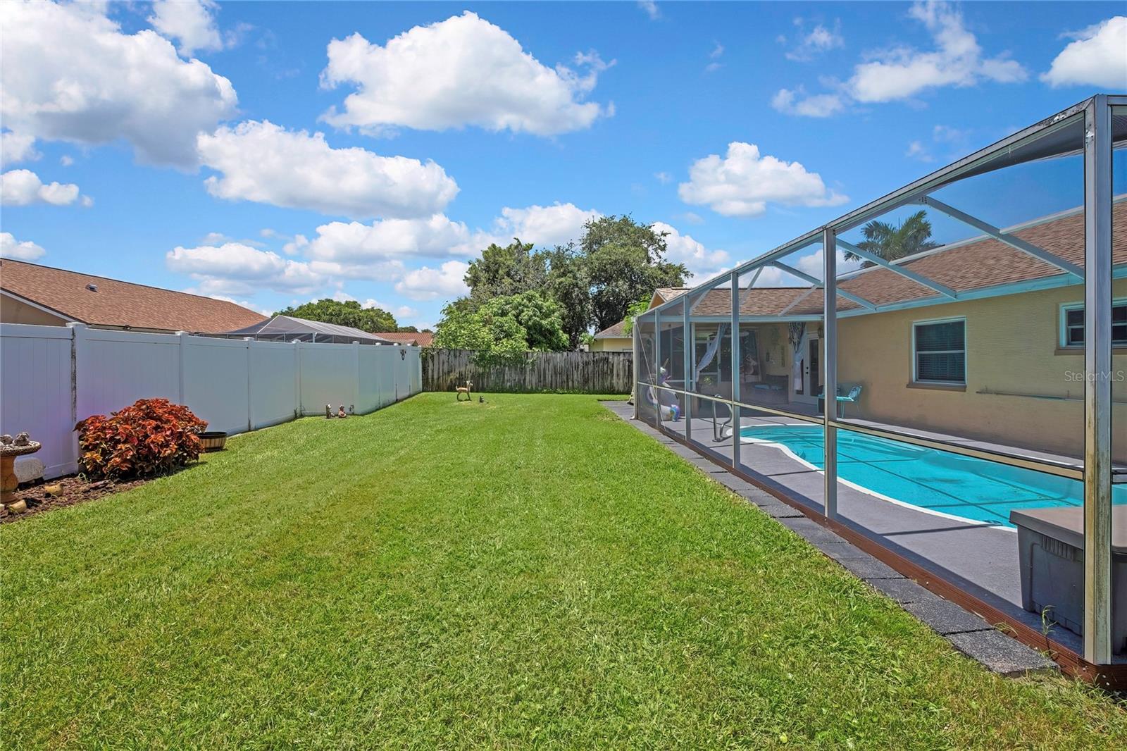 HUNTERS RIDGE - Residential
