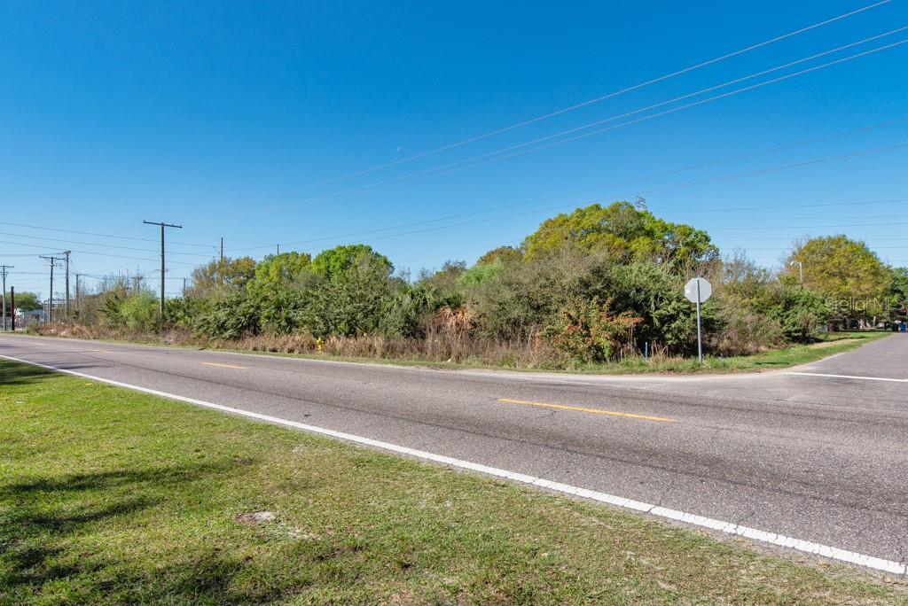 SPEEDWAY PARK UNIT 2 - Land