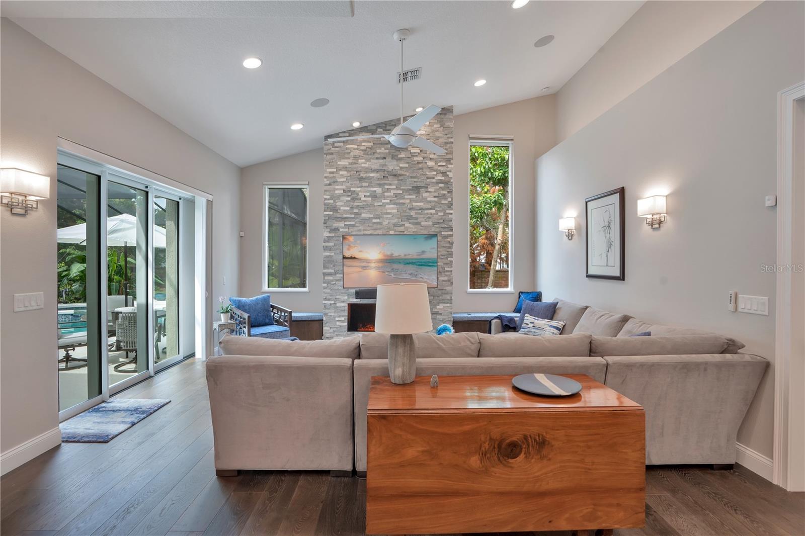 WATERS EDGE BOCA POINTE AT TURTLE CREEK - Residential