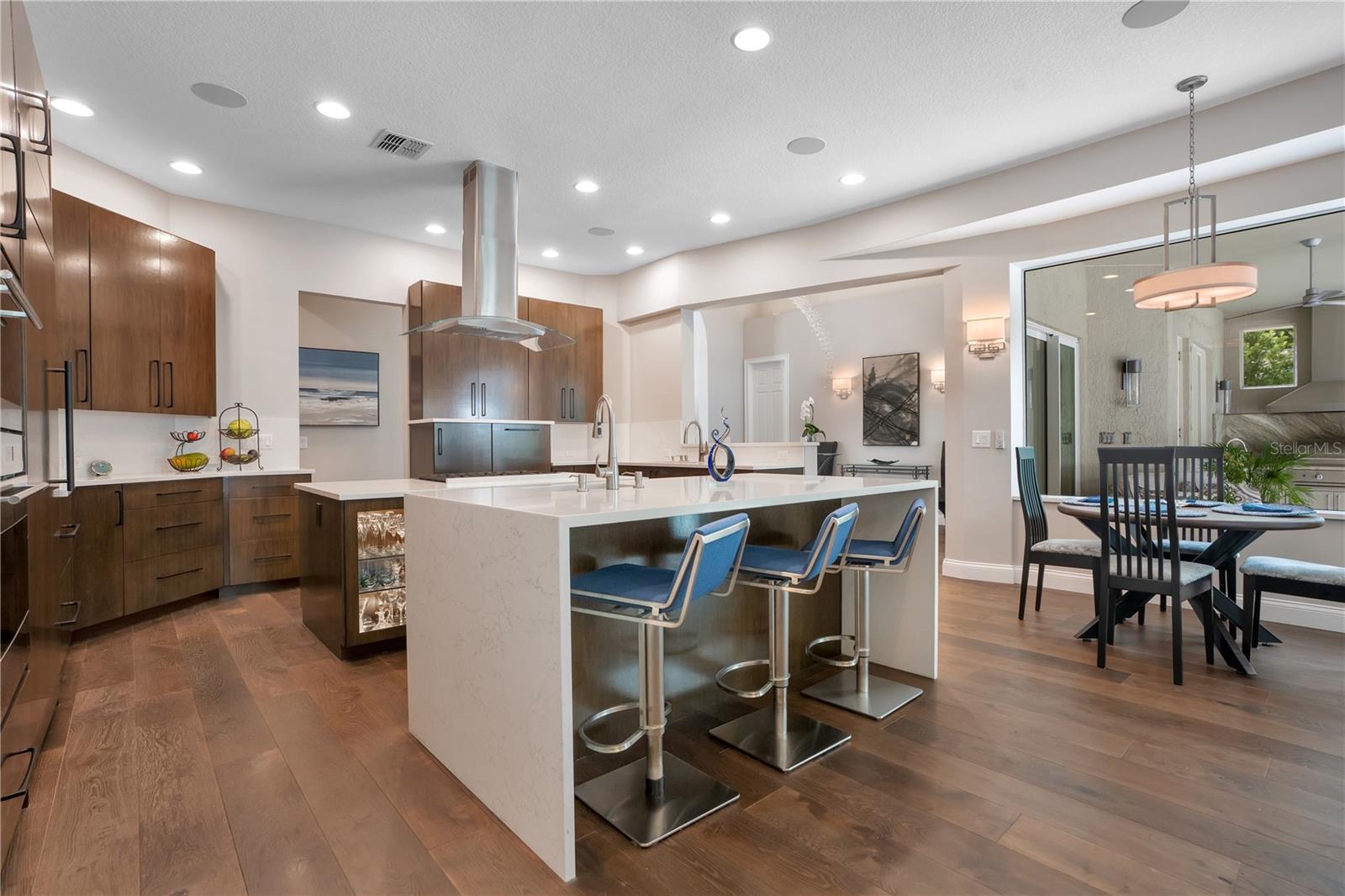 WATERS EDGE BOCA POINTE AT TURTLE CREEK - Residential