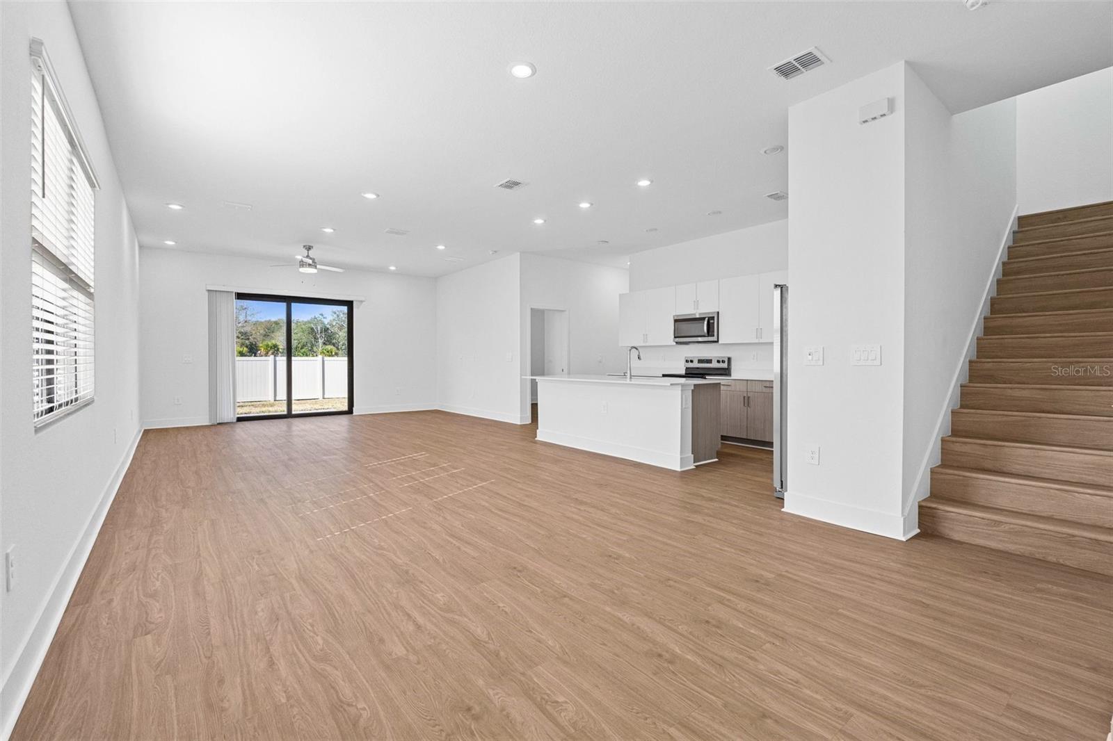 STELLAR AT MASTERS AVENUE - Residential Lease