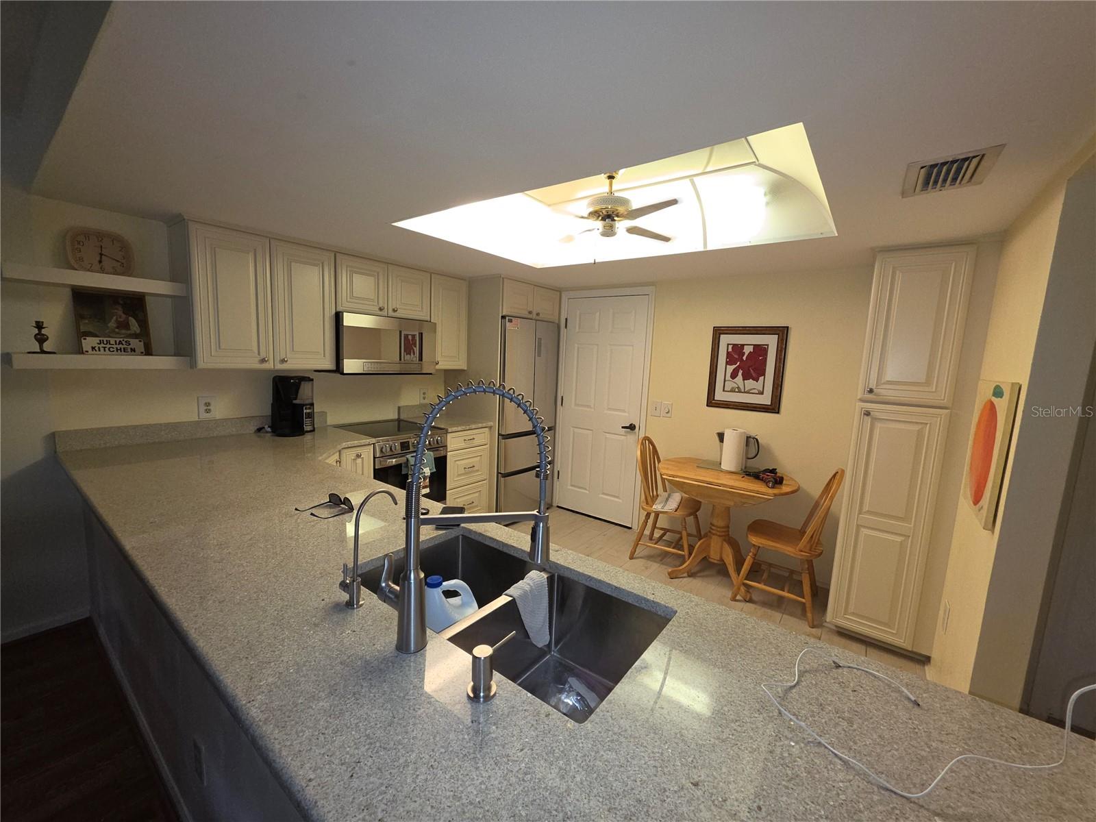 LAKEVIEW VILLAS AT PEBBLE CREE - Residential