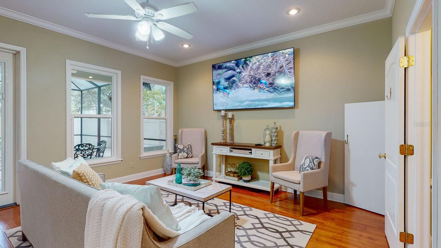 OAKELLARS - Residential