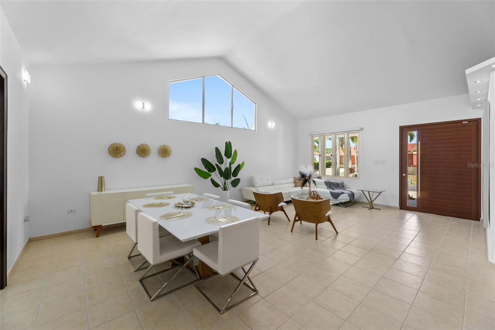 SABANERA DORADO - Residential