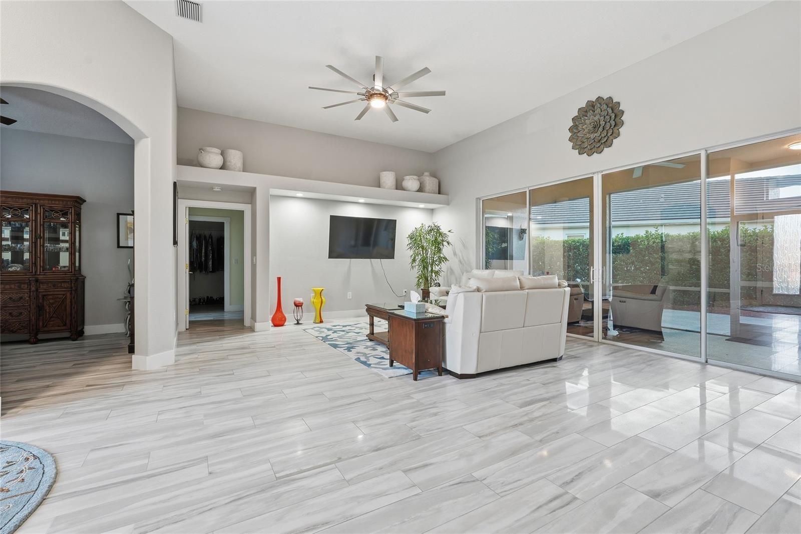 ARBOR LAKES B - Residential