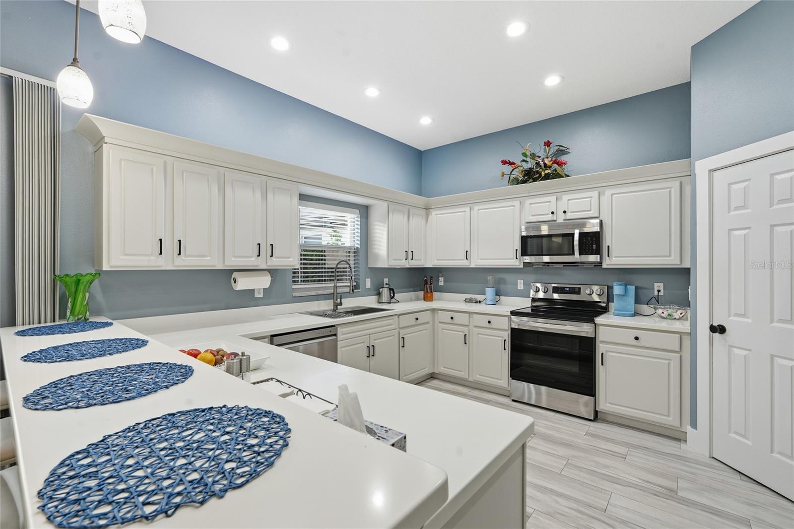 ARBOR LAKES B - Residential