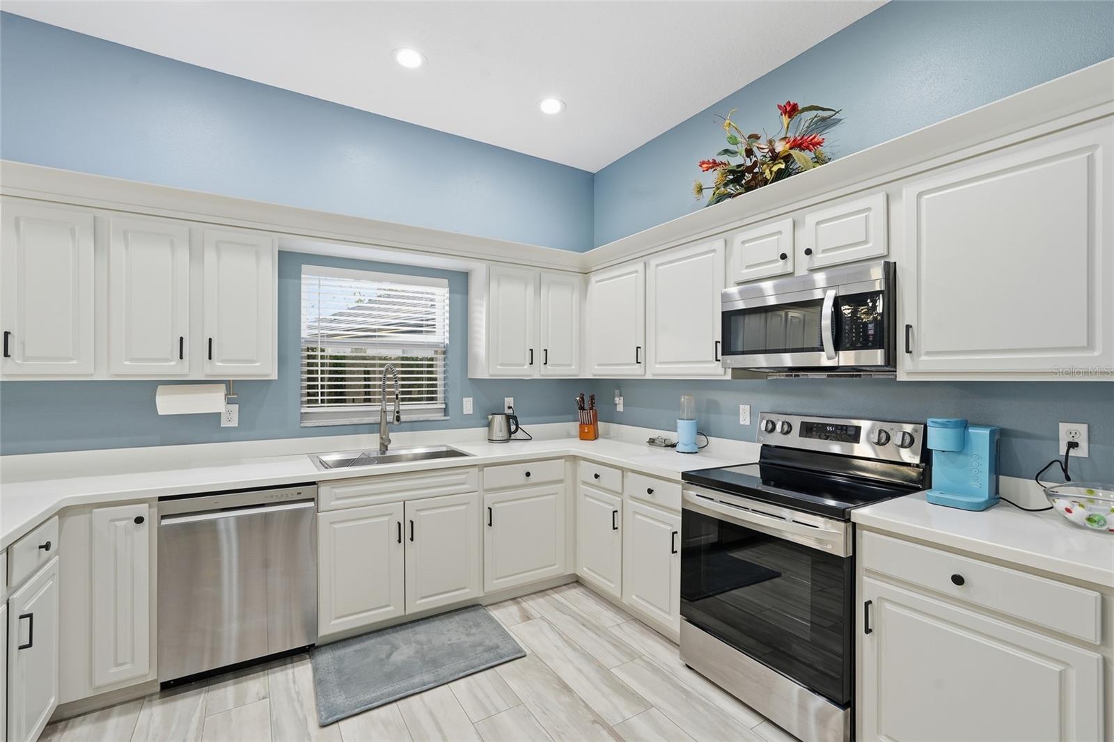 ARBOR LAKES B - Residential