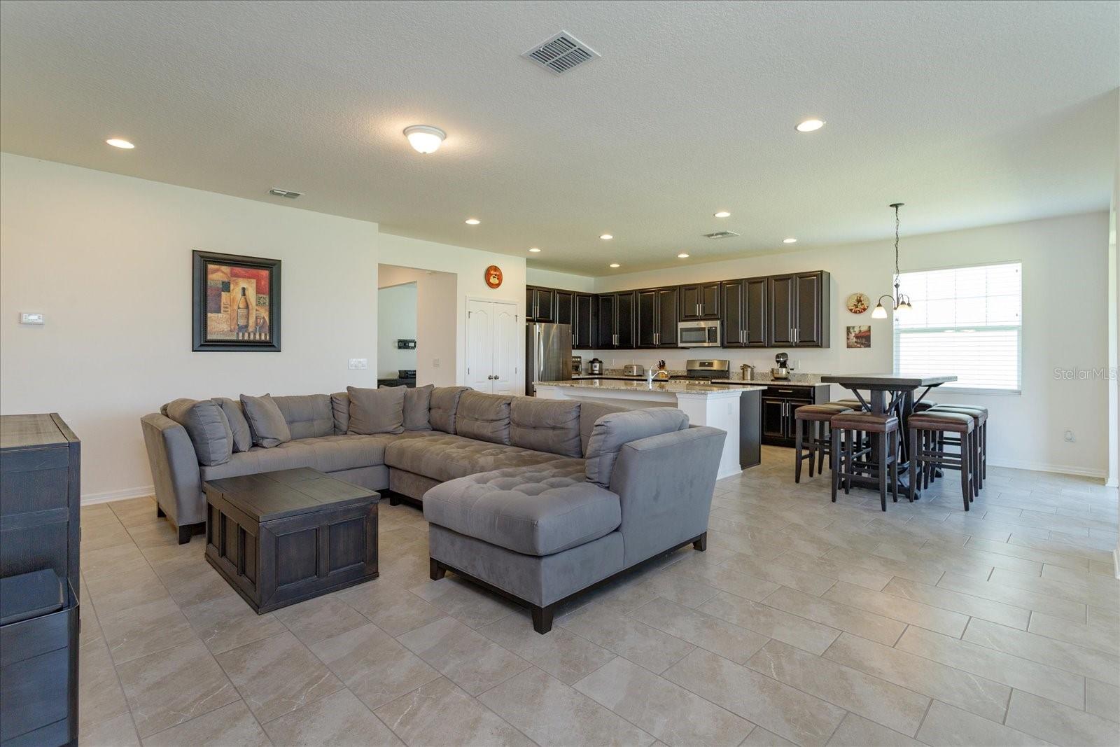 SANCTUARY/TWIN WATERS - Residential