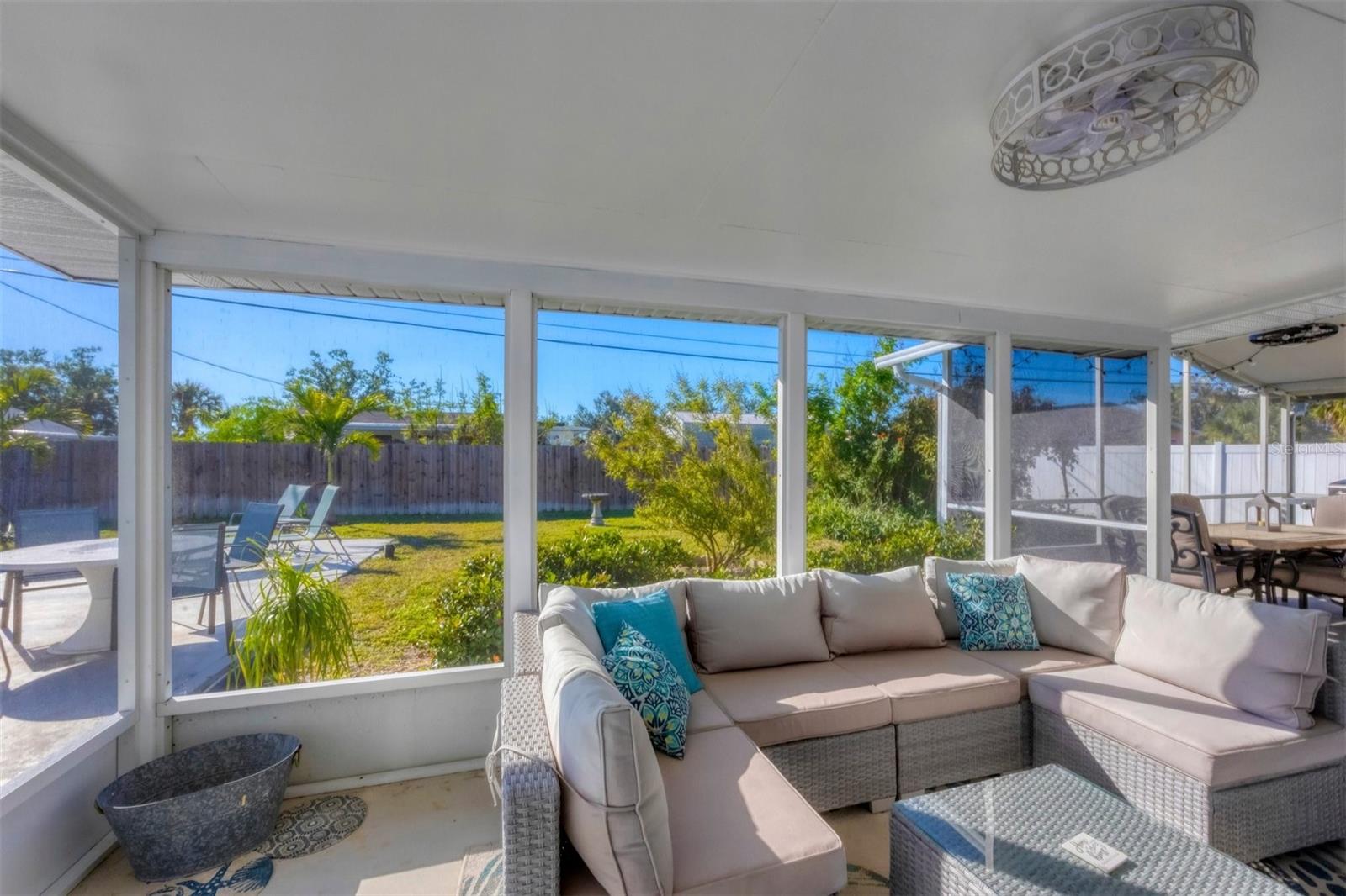 RESTEINER HEIGHTS - Residential