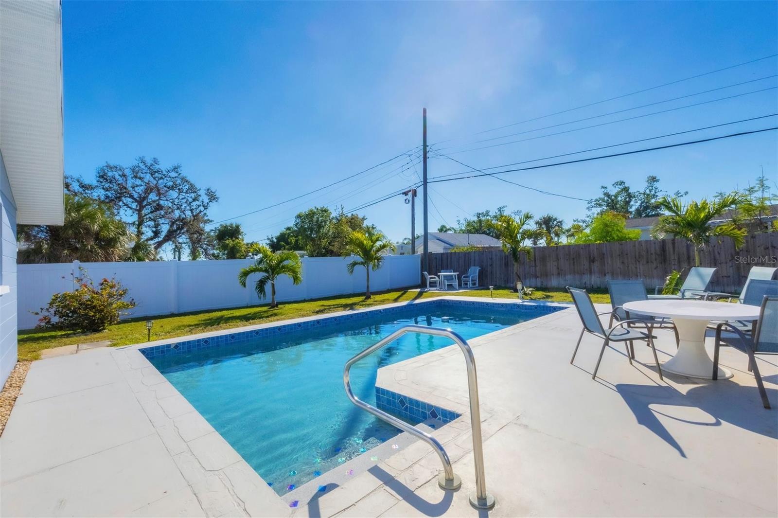 RESTEINER HEIGHTS - Residential