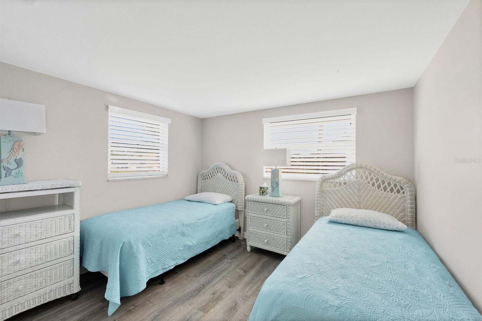 RESTEINER HEIGHTS - Residential