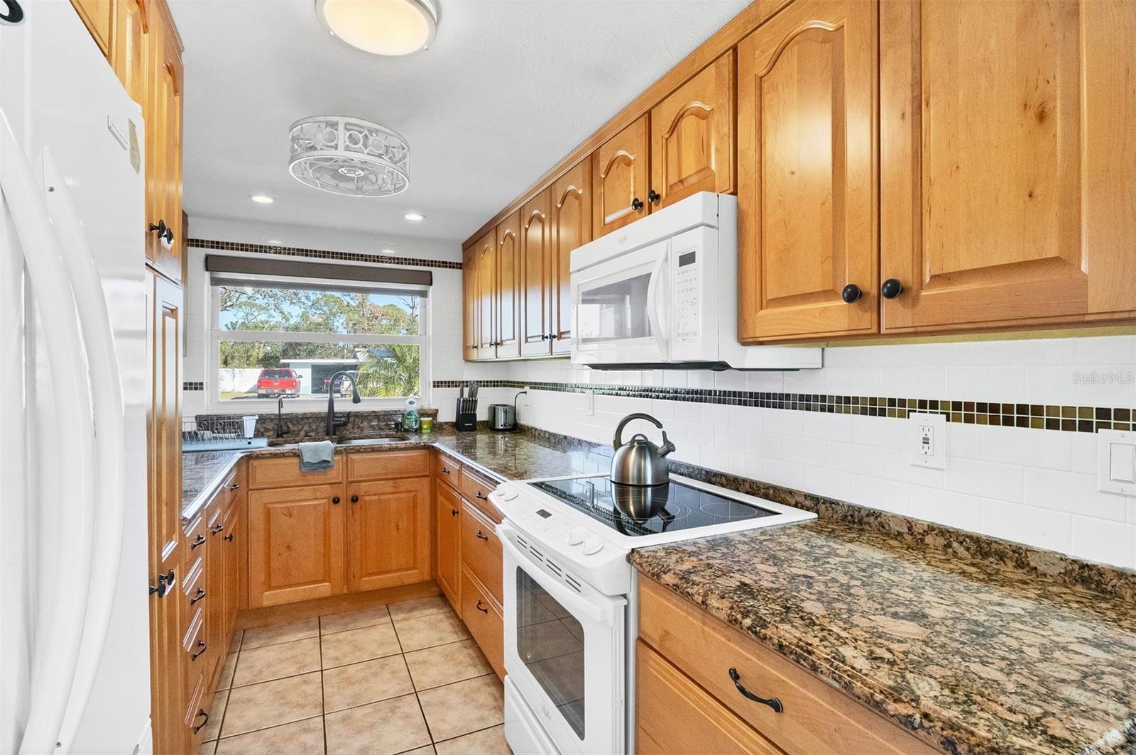 RESTEINER HEIGHTS - Residential