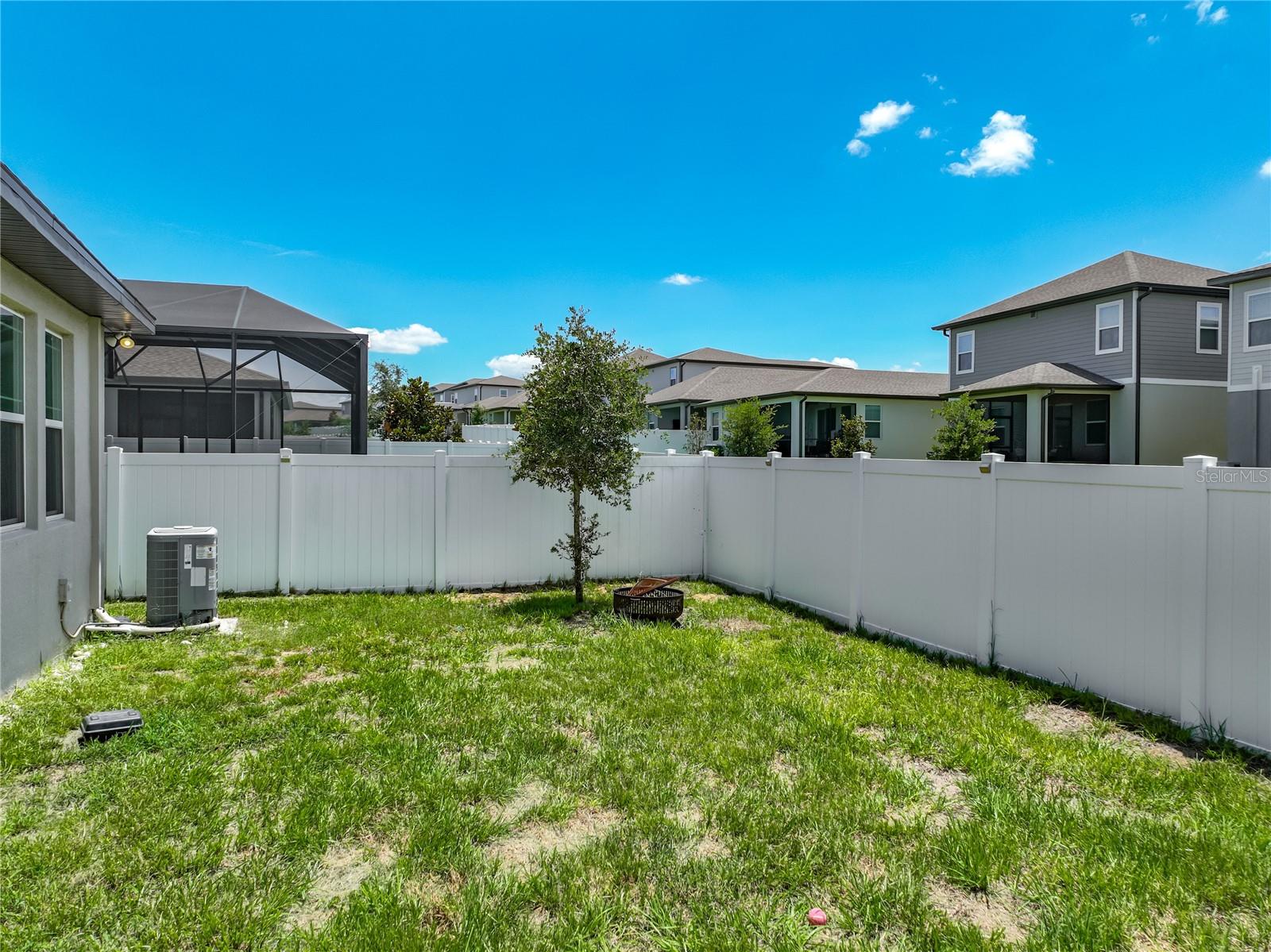 VILLAGES AT MINNEOLA HILLS - Residential