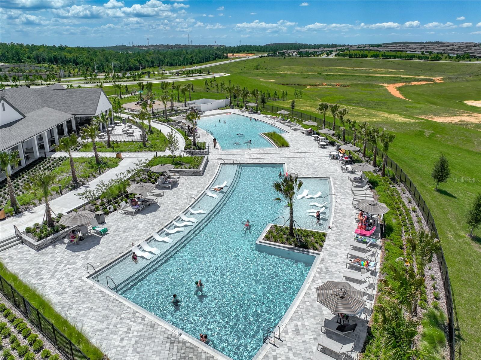 VILLAGES AT MINNEOLA HILLS - Residential