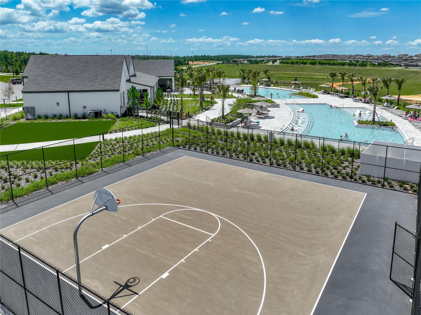 VILLAGES AT MINNEOLA HILLS - Residential