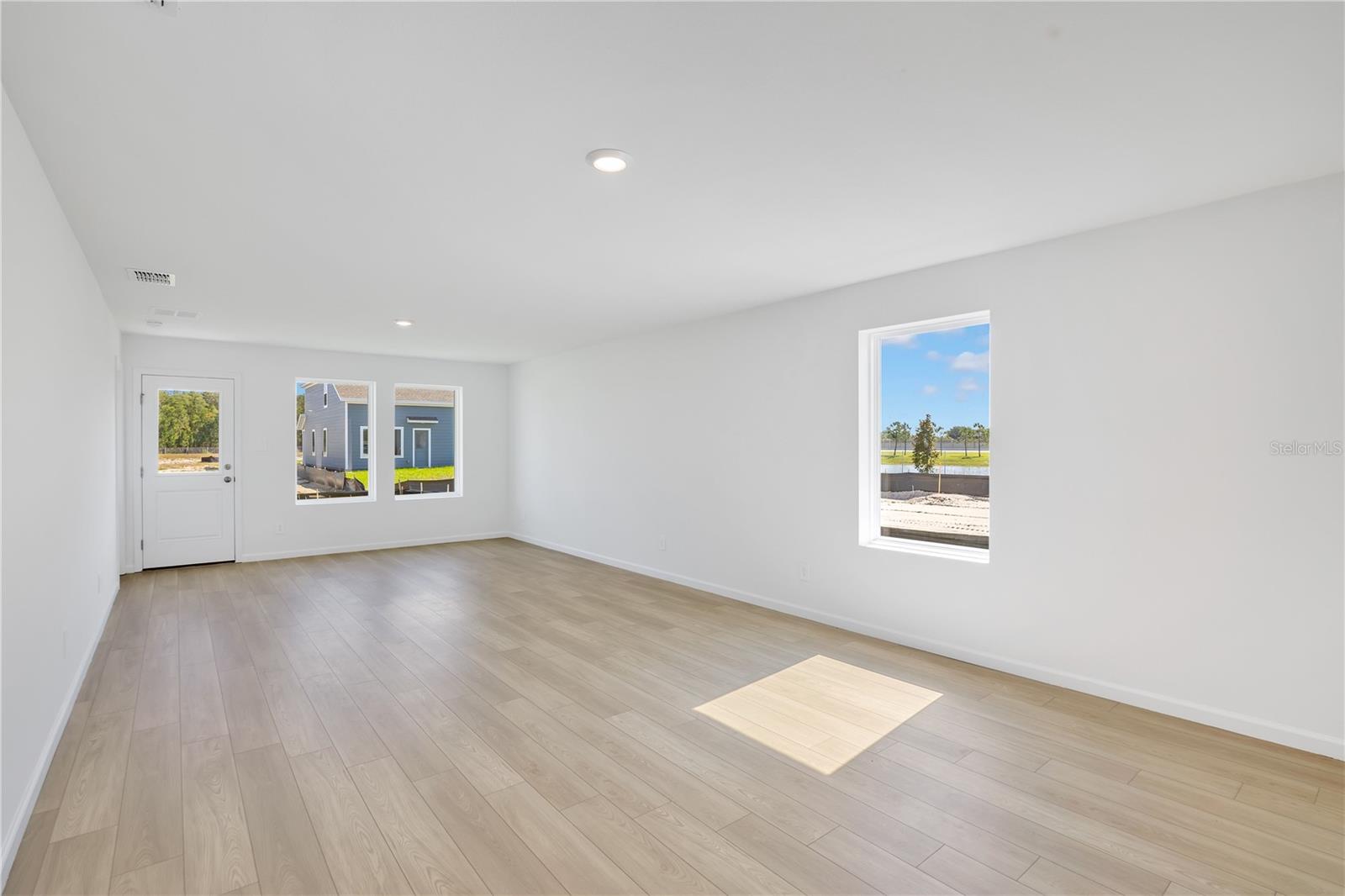 WESTVIEW POD B NBRHD 4 - Residential Lease