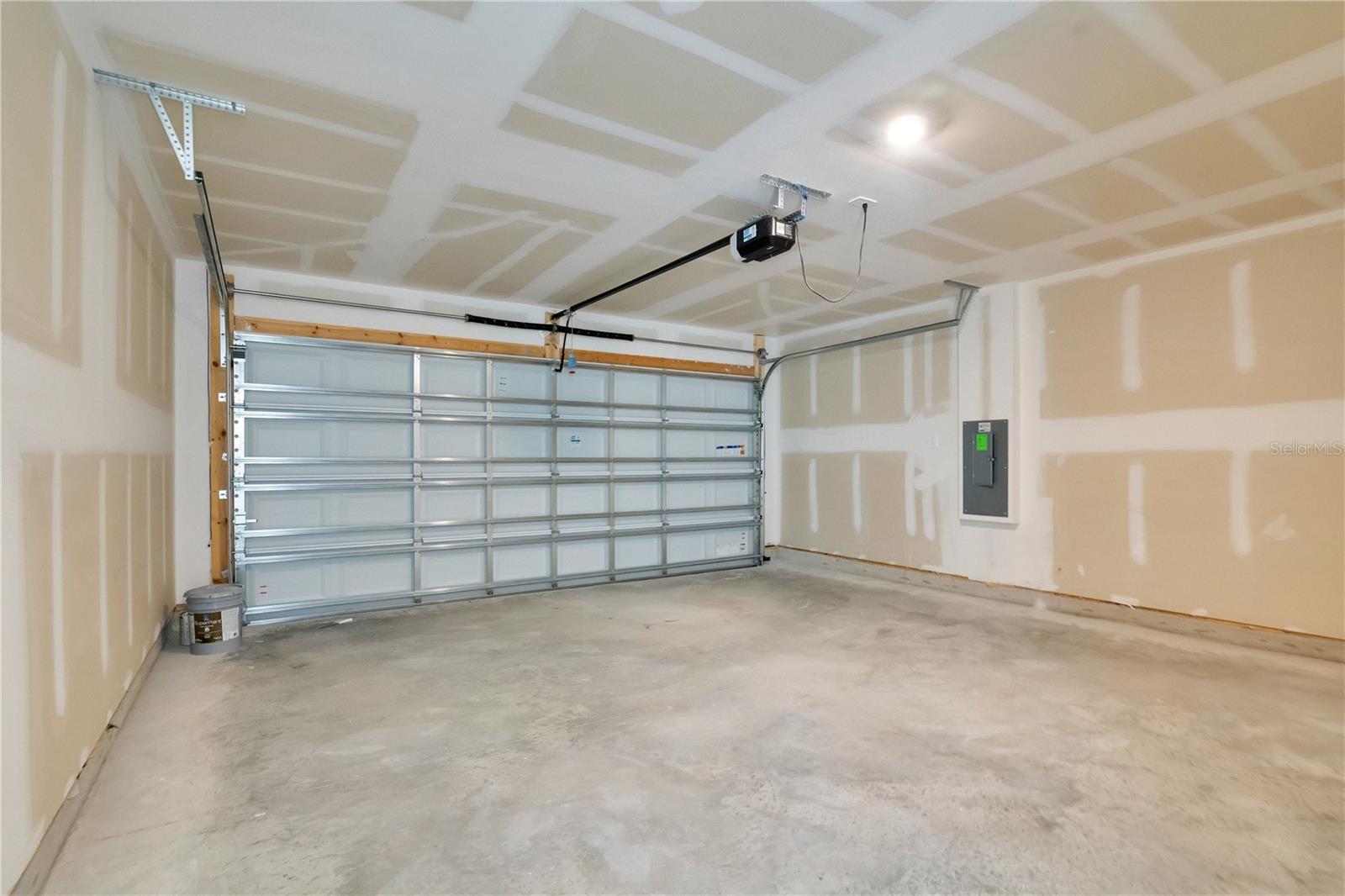WESTVIEW POD B NBRHD 4 - Residential Lease