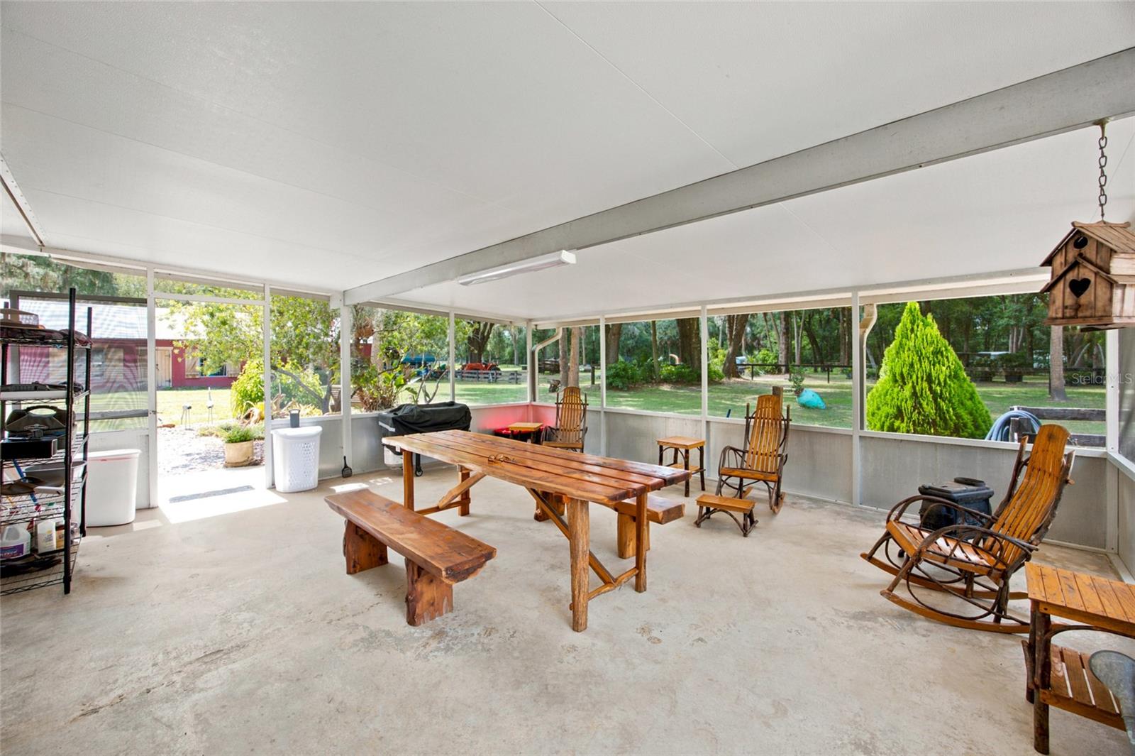 LEE ACRES - Residential