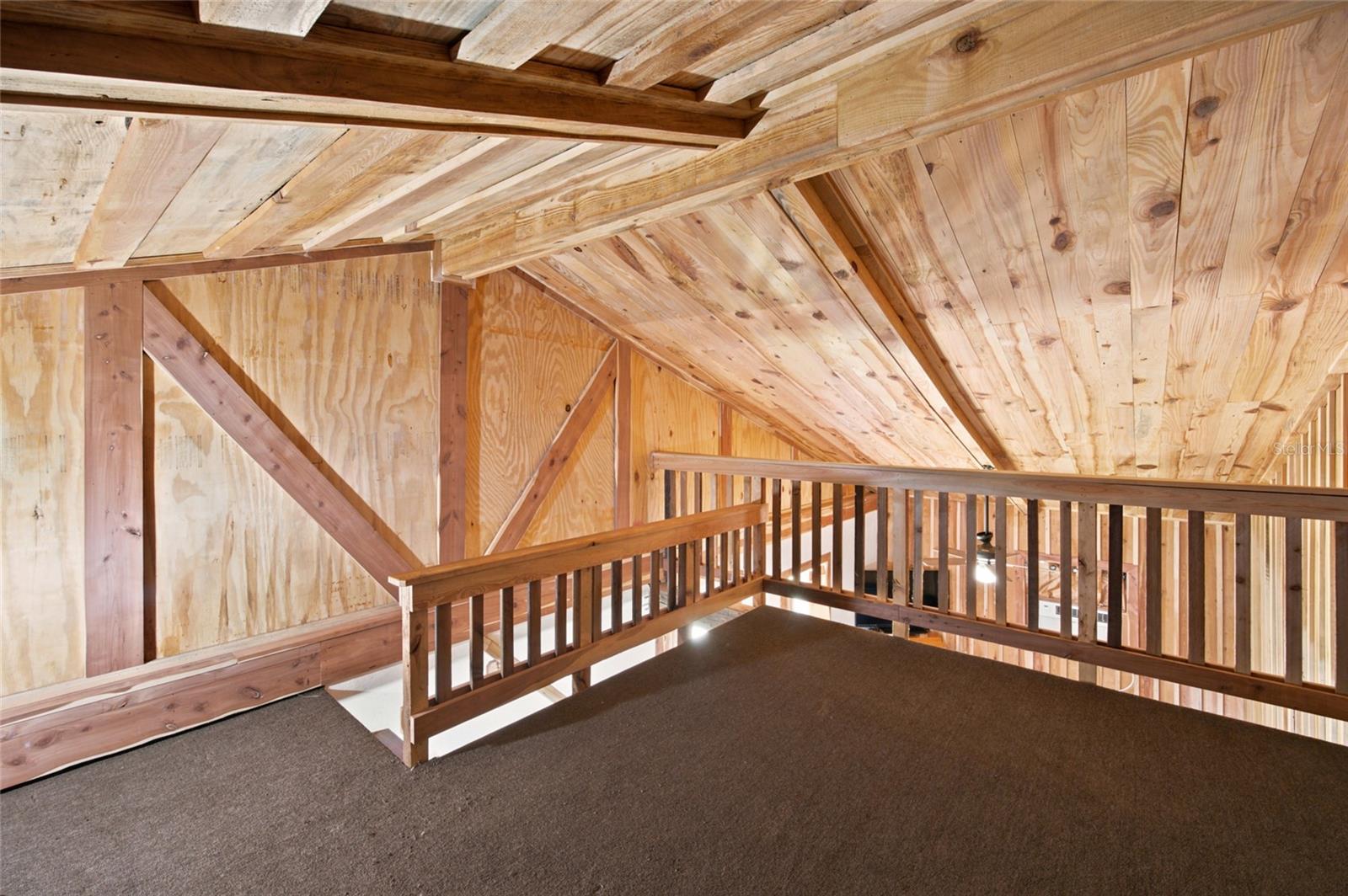 LEE ACRES - Residential