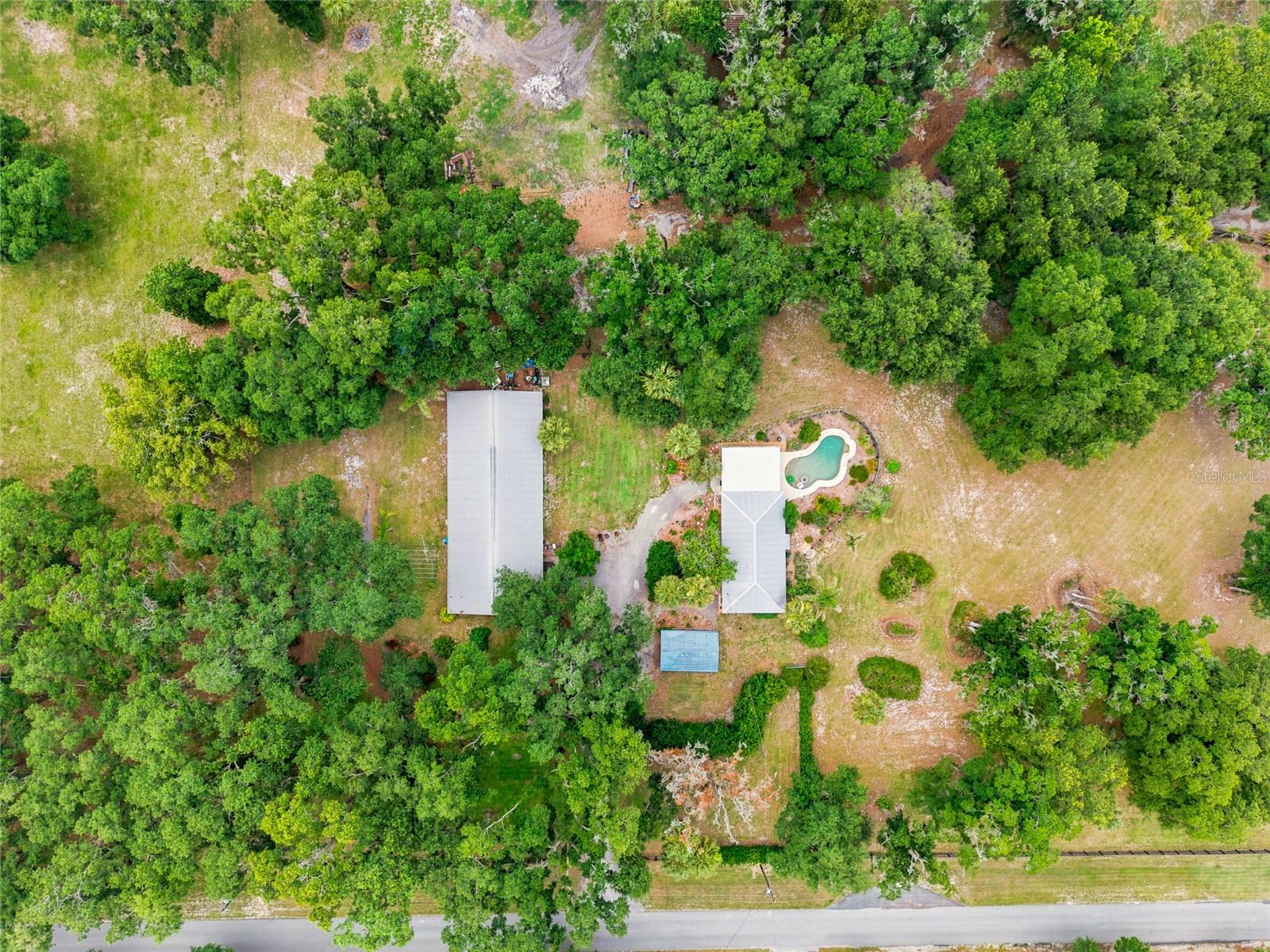 LEE ACRES - Residential