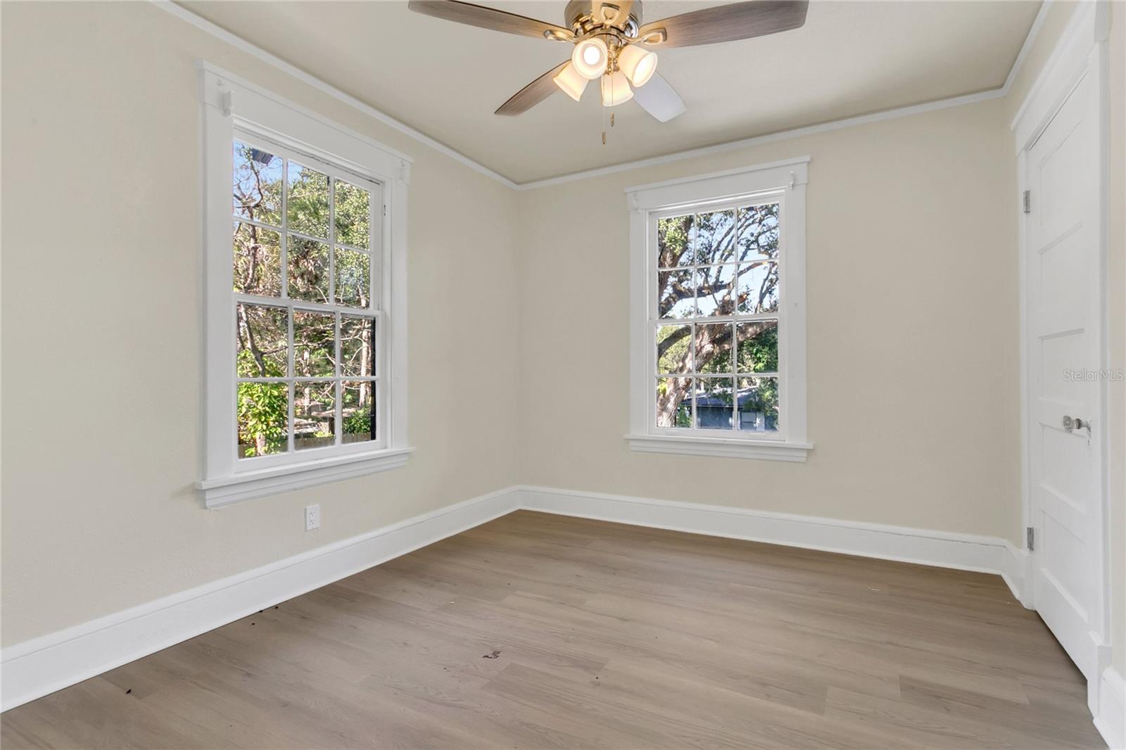 MAYFAIR - Residential Lease