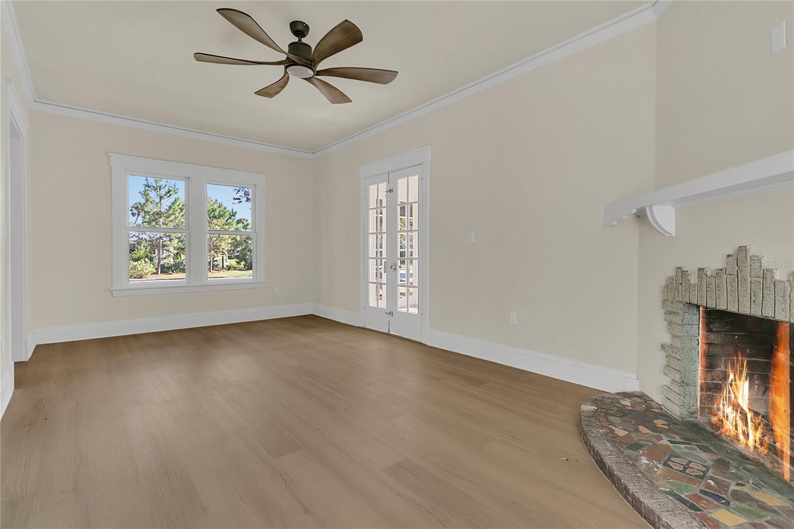 MAYFAIR - Residential Lease
