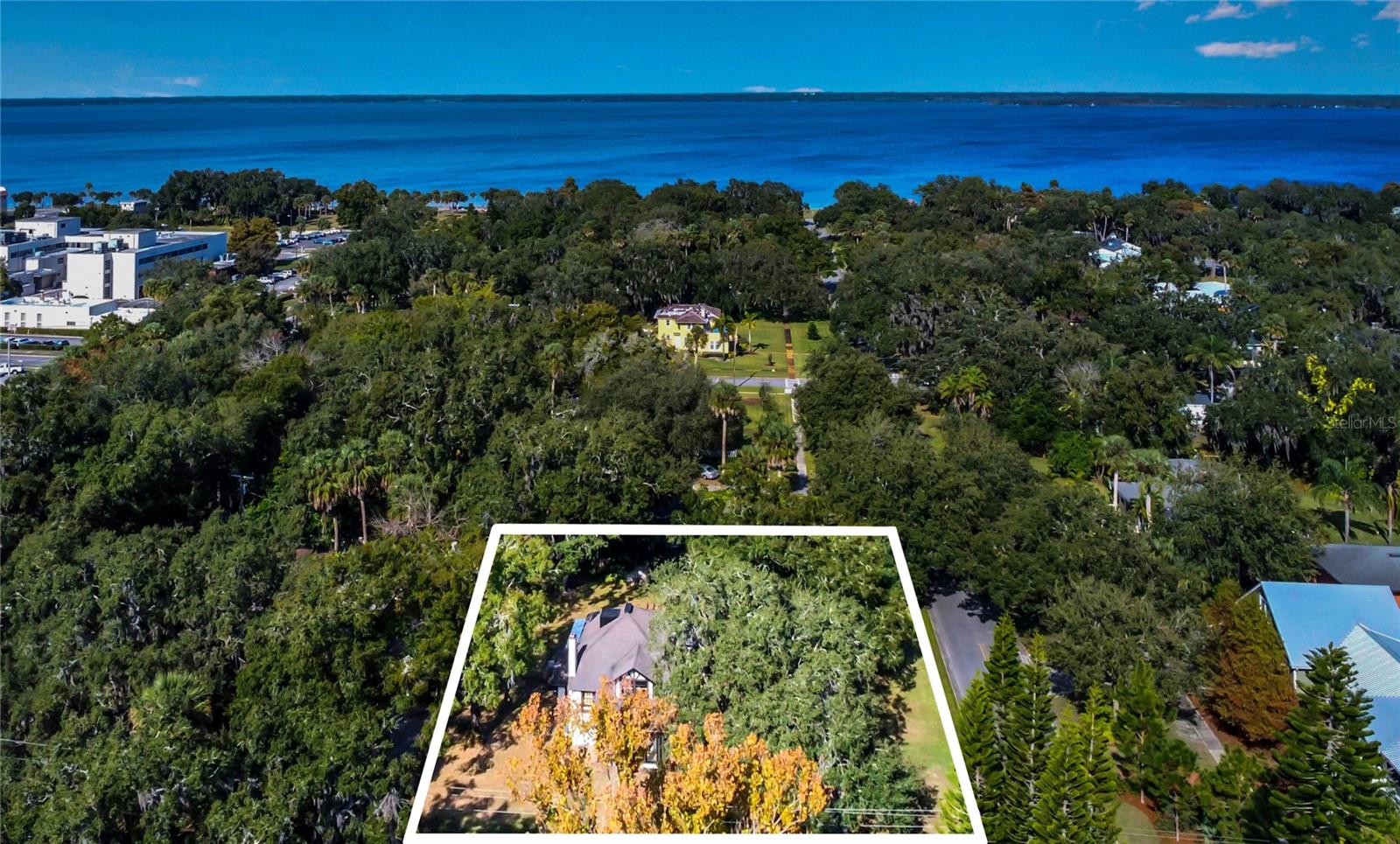 MAYFAIR - Residential Lease