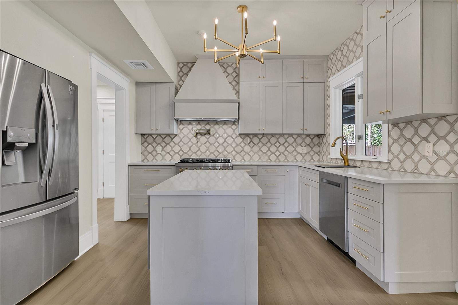 MAYFAIR - Residential Lease