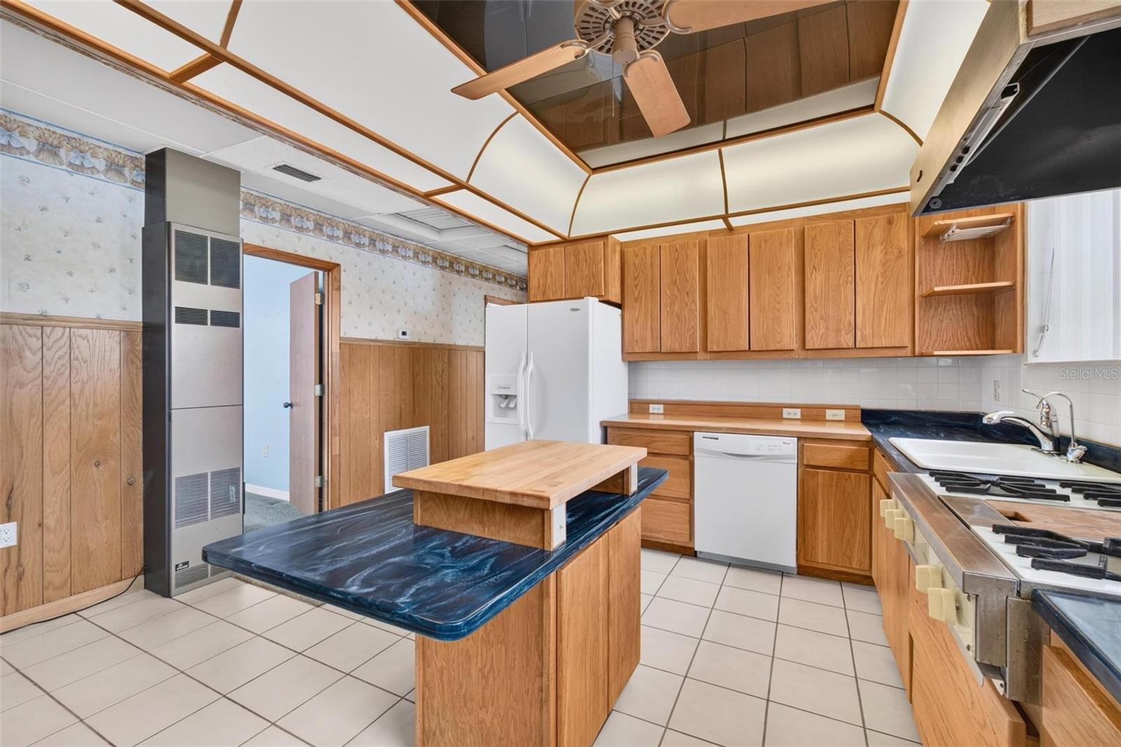 COLFAX CITY - Residential