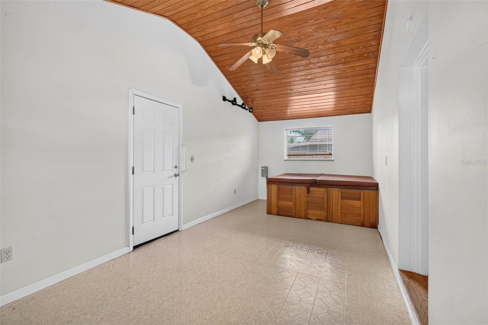 COLFAX CITY - Residential