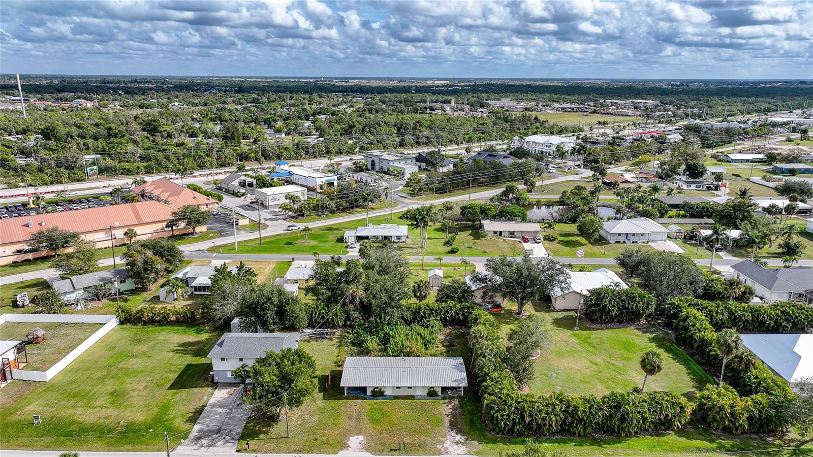 AQUI ESTATE UNIT 01 - Residential Income