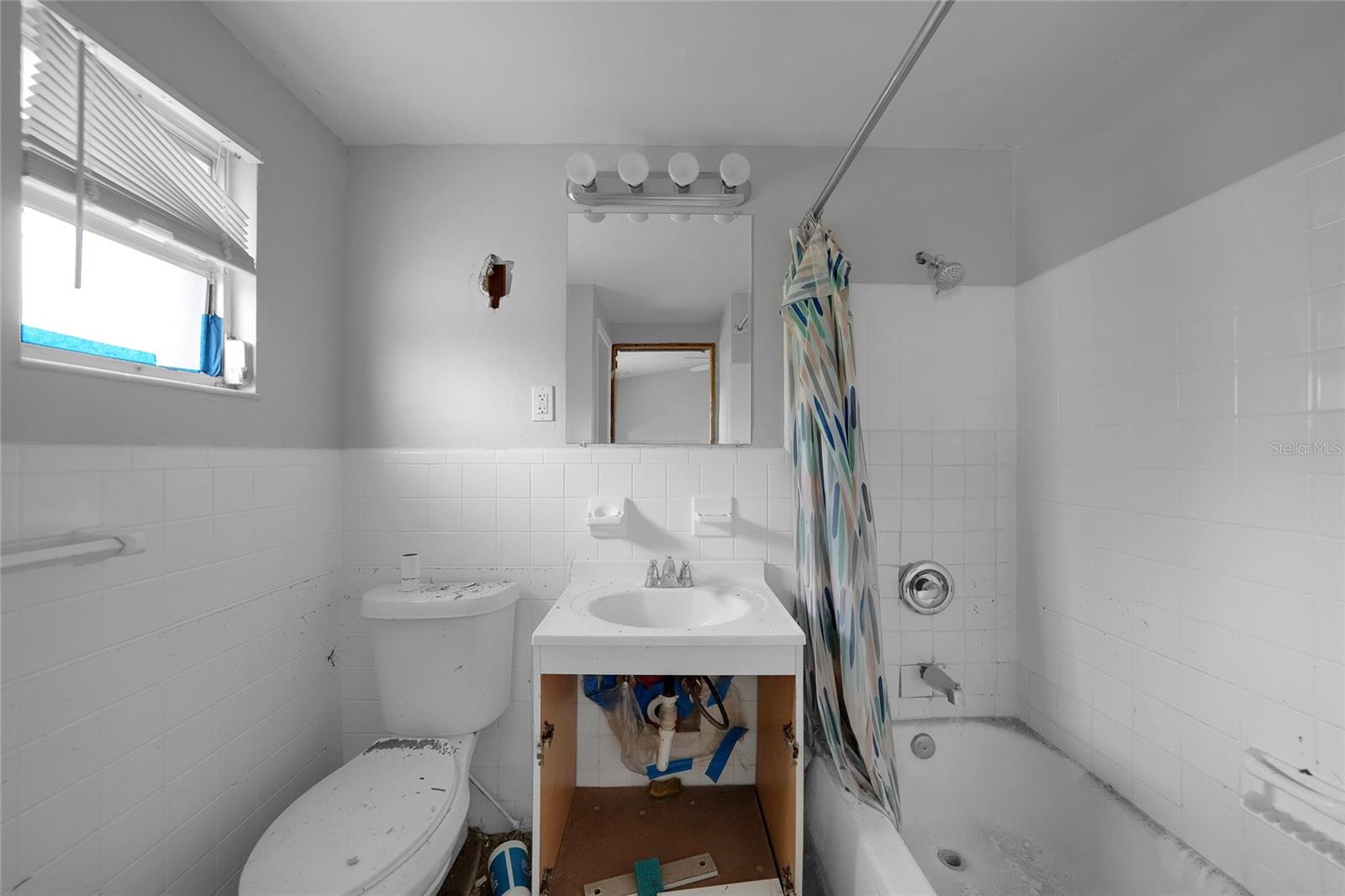 AQUI ESTATE UNIT 01 - Residential Income