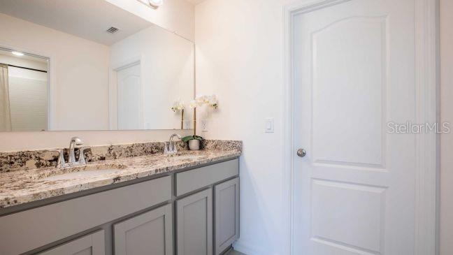 ONE COLLEGE PLACE - Residential