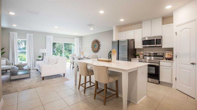 ONE COLLEGE PLACE - Residential