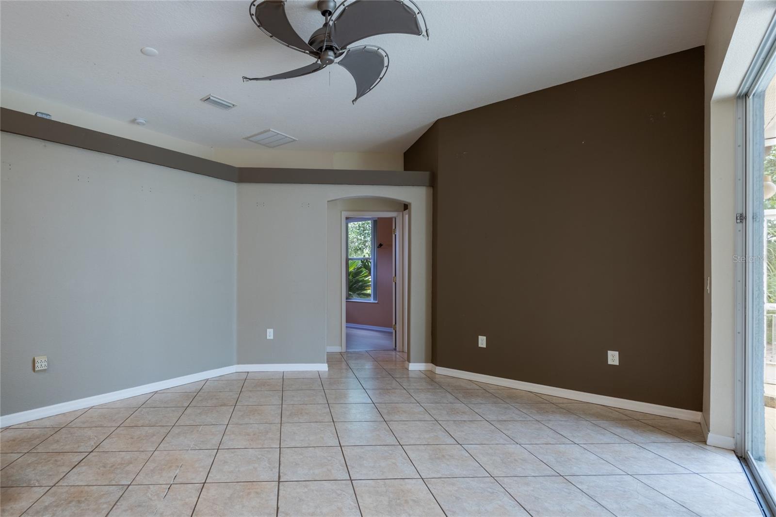 SILVER LAKES - Residential