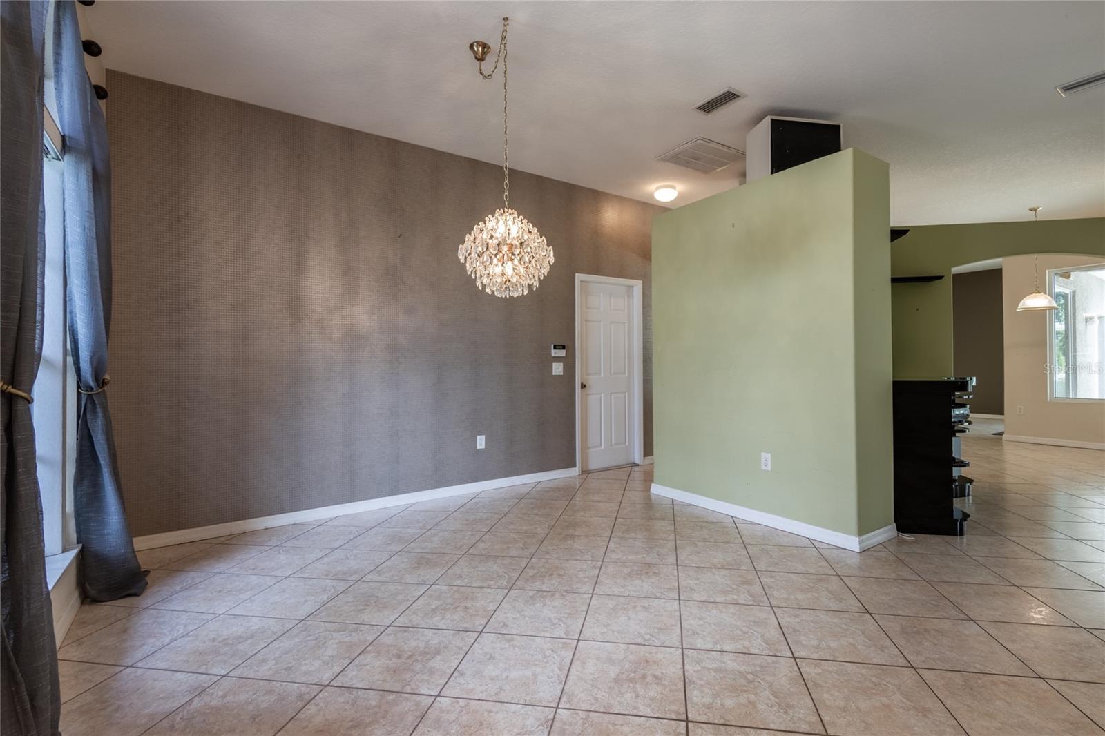 SILVER LAKES - Residential