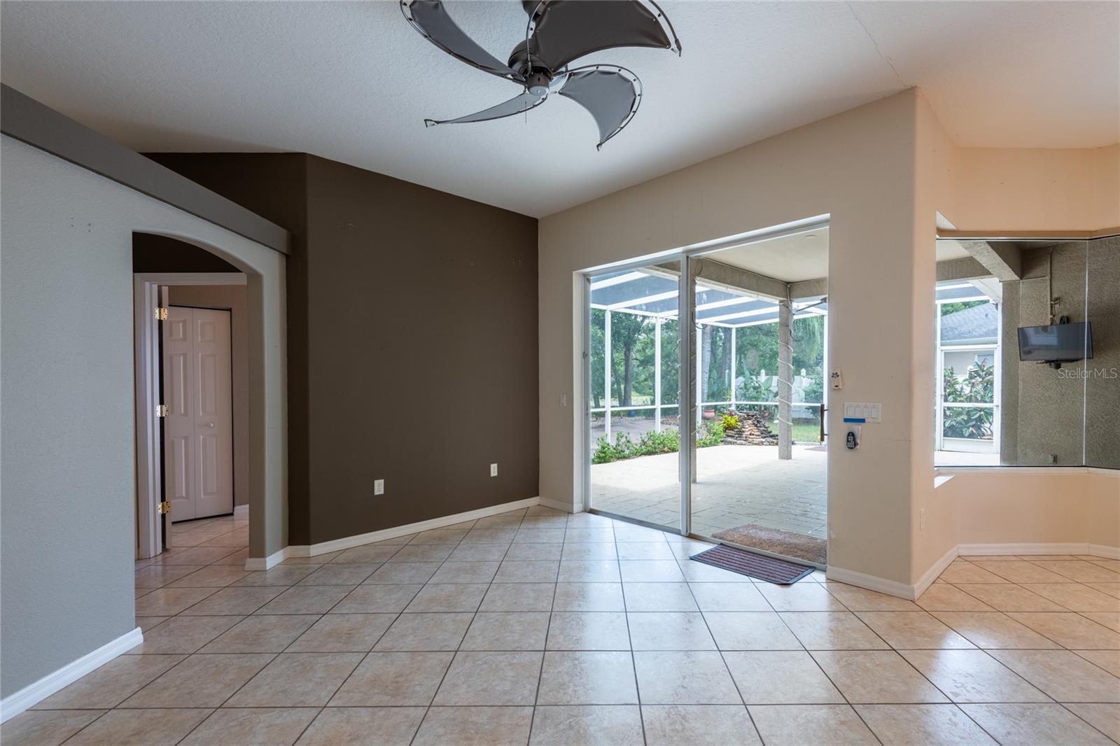 SILVER LAKES - Residential