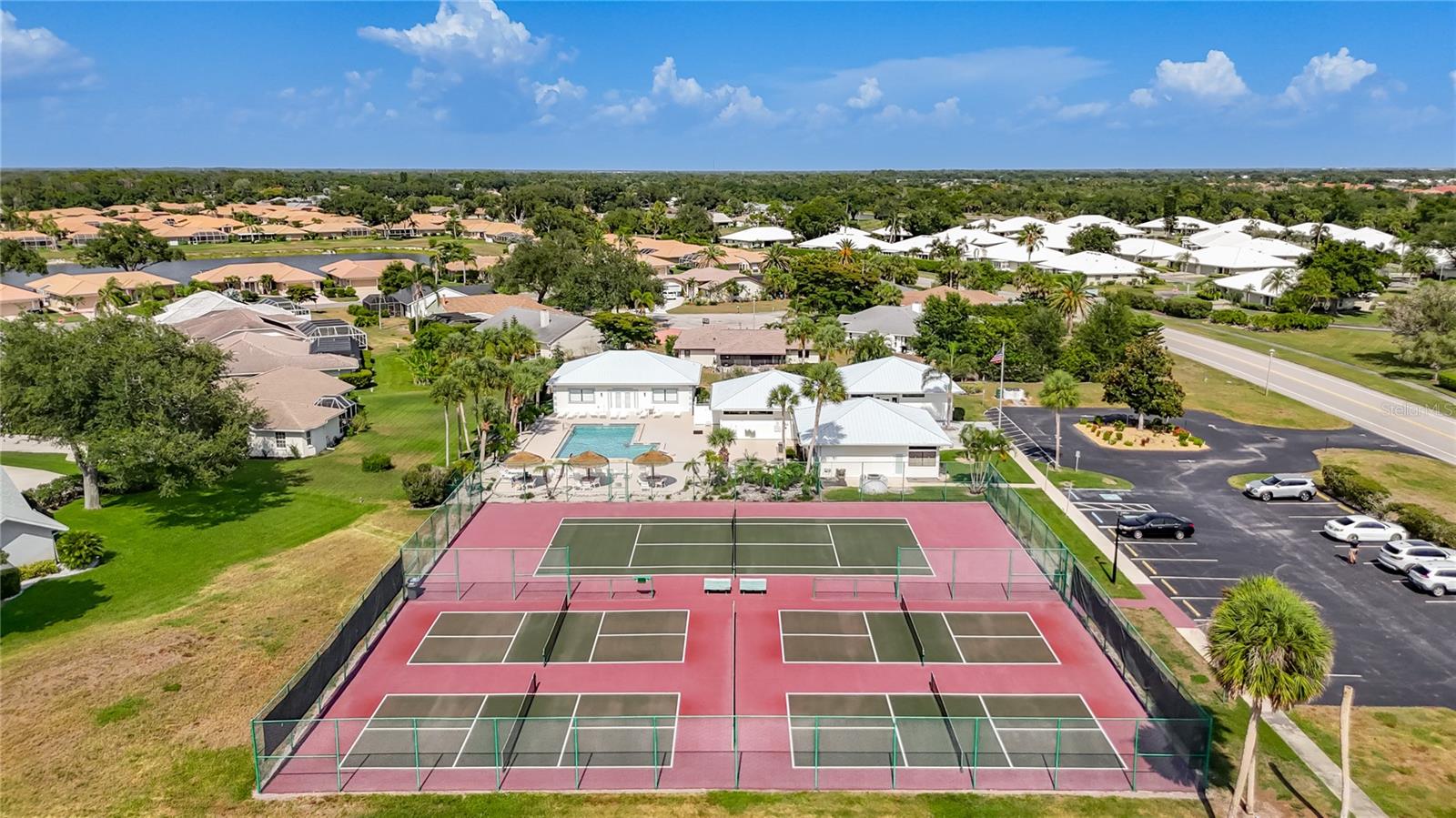 MEADOW RUN AT JACARANDA - Residential