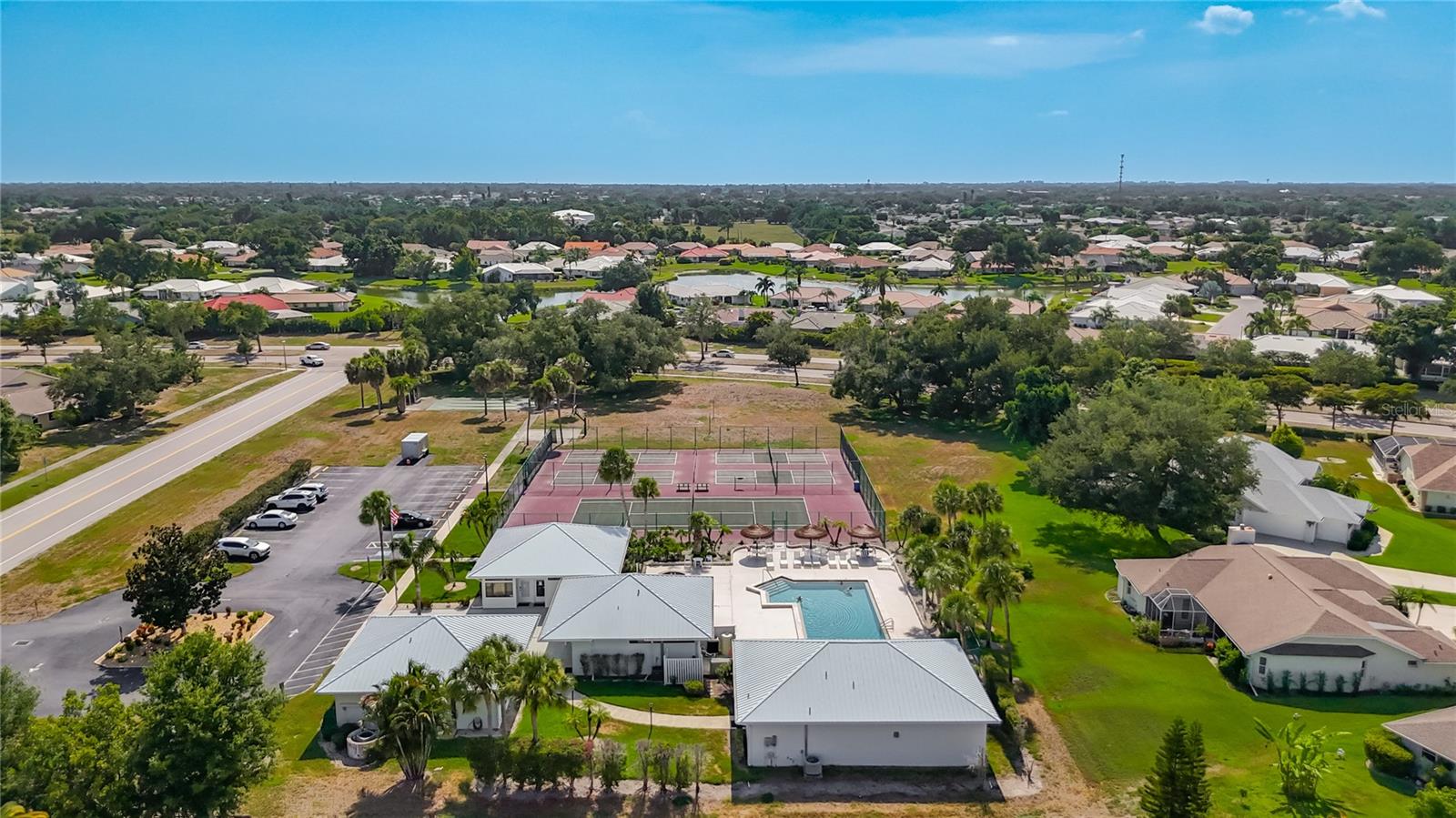 MEADOW RUN AT JACARANDA - Residential