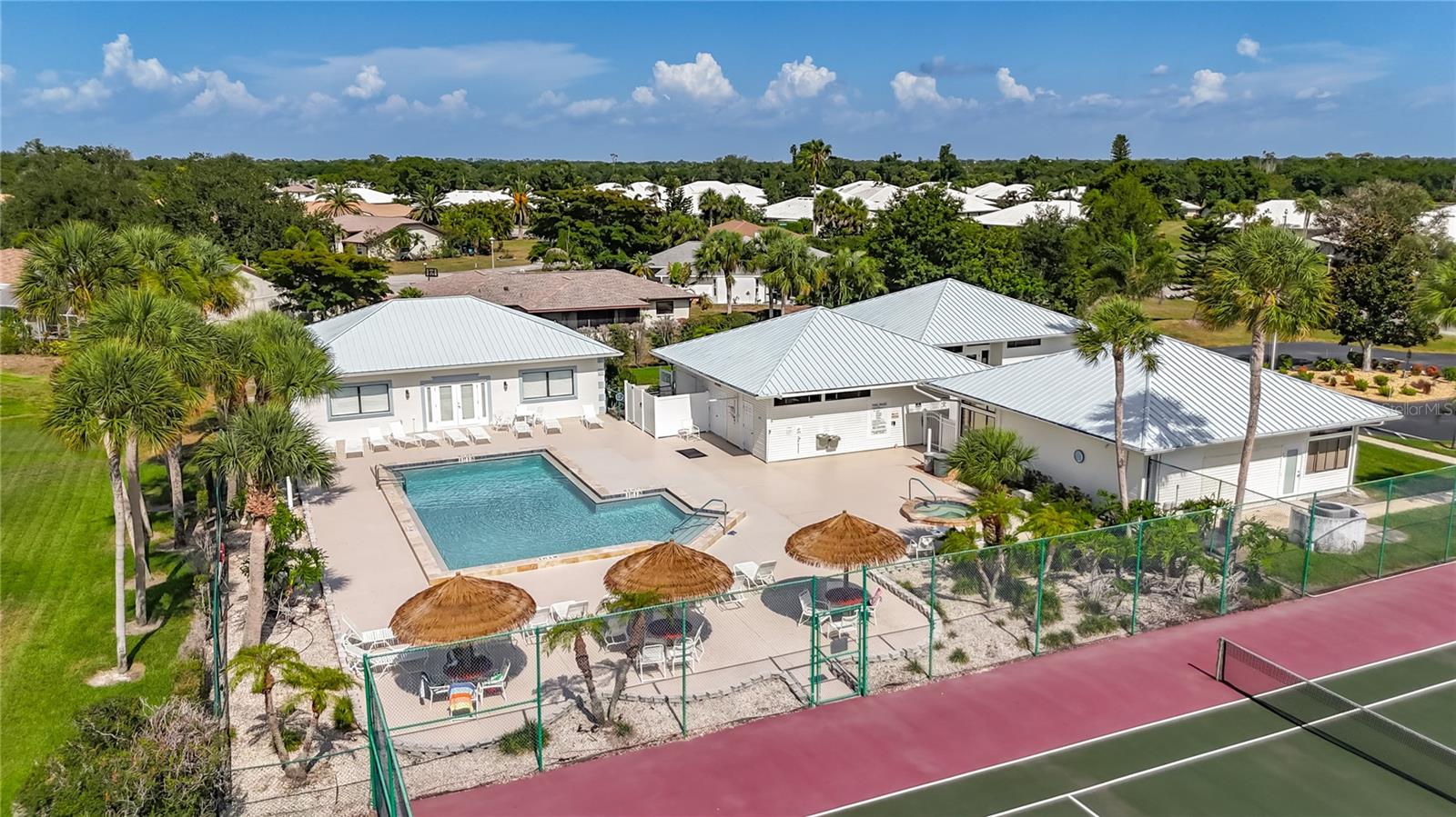MEADOW RUN AT JACARANDA - Residential